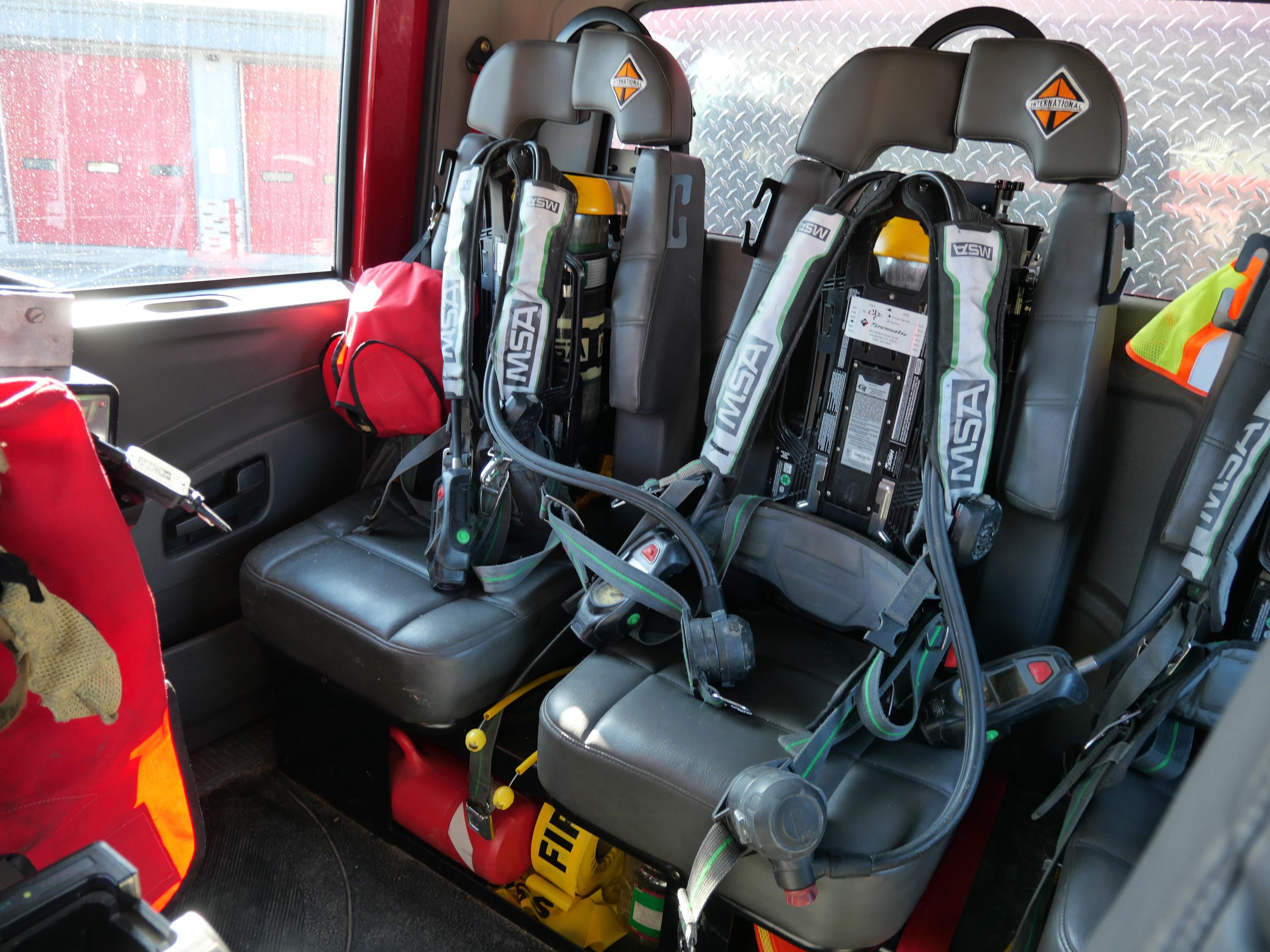 2012 Summit International 4x4 Medium Rescue - image 9