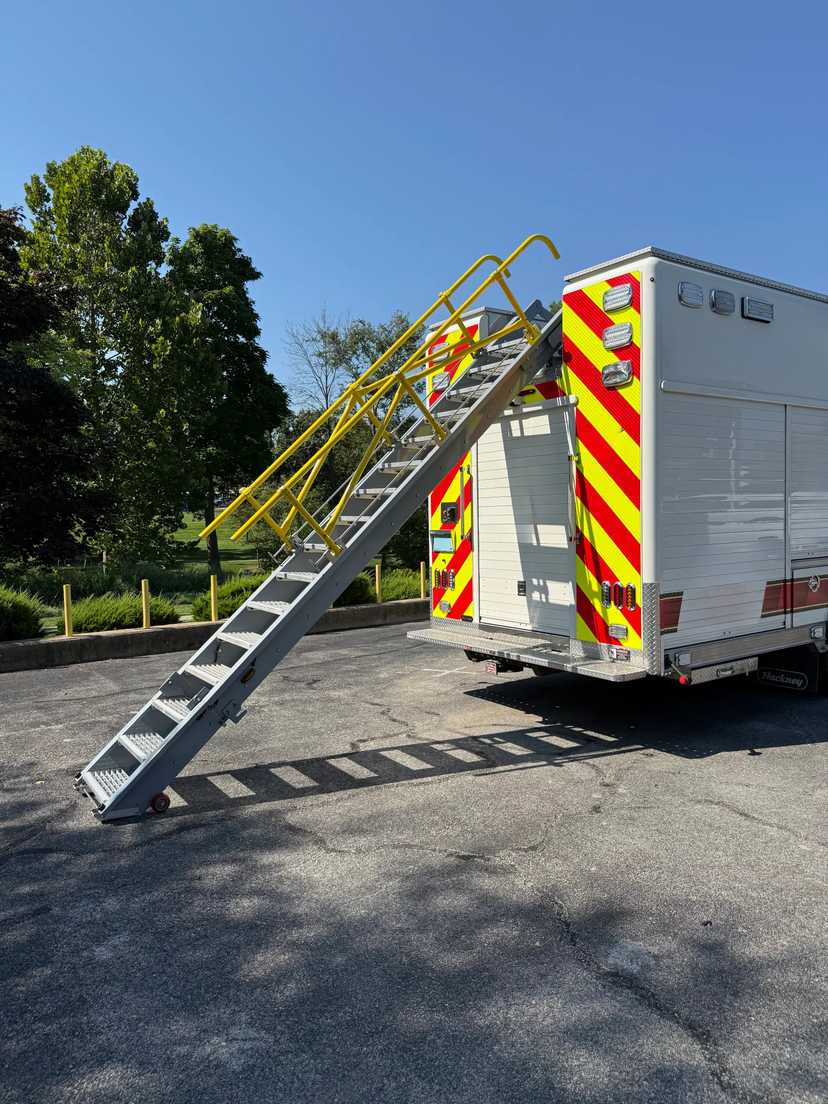 2017 Hackney Spartan Heavy Rescue — photo 3