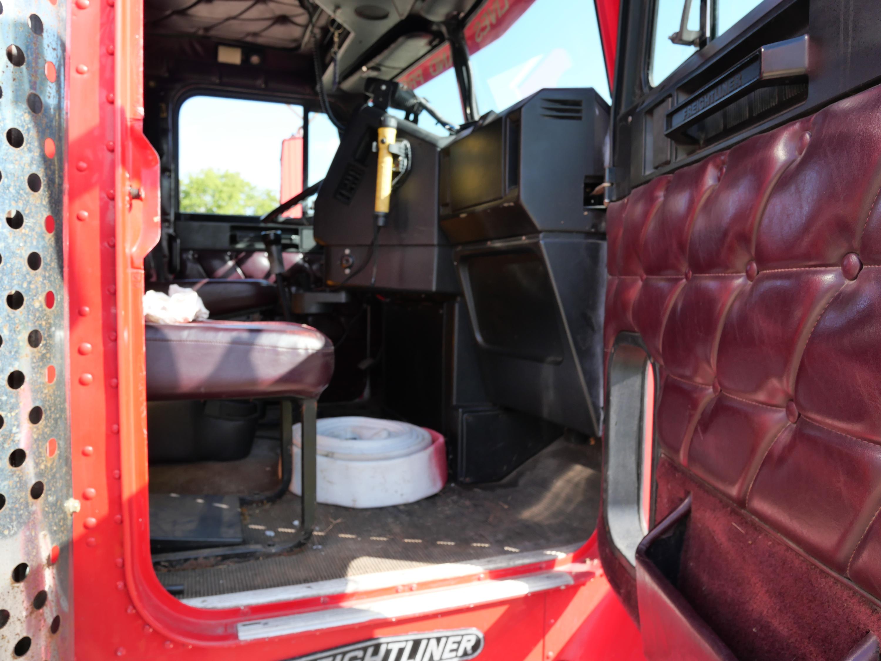 1996 Freightliner 3300 Gallon Tanker/Tender - image 27