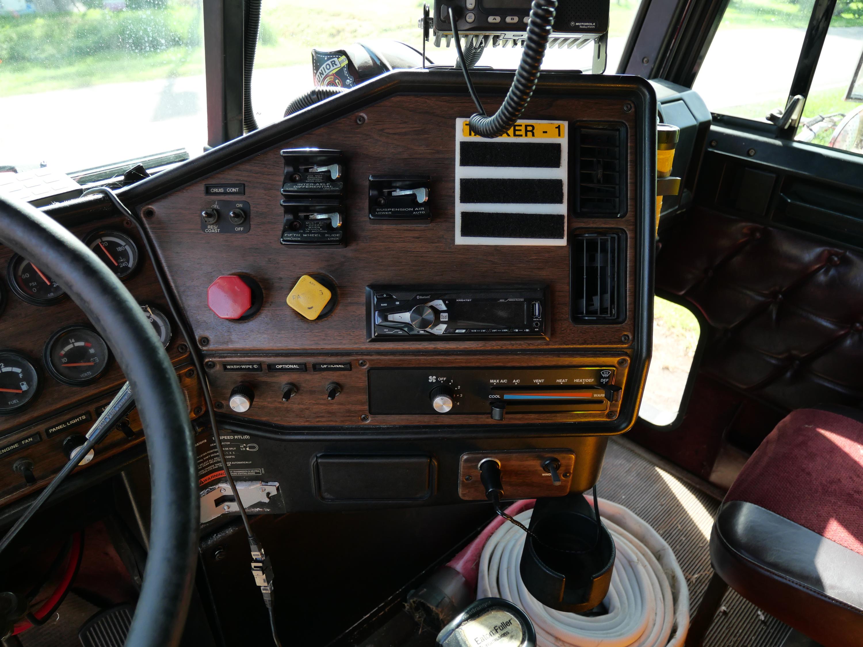 1996 Freightliner 3300 Gallon Tanker/Tender - image 26