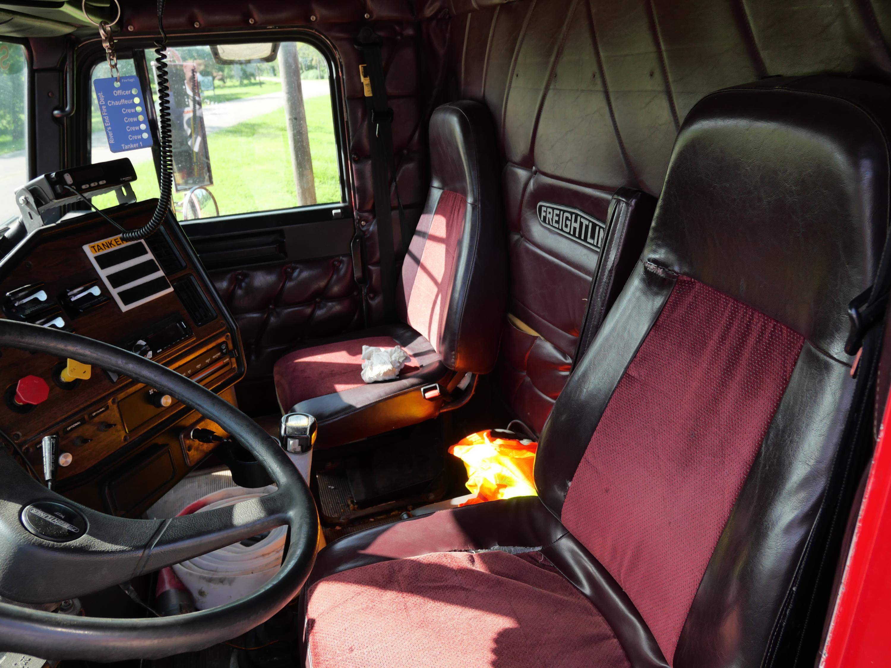 1996 Freightliner 3300 Gallon Tanker/Tender - image 23