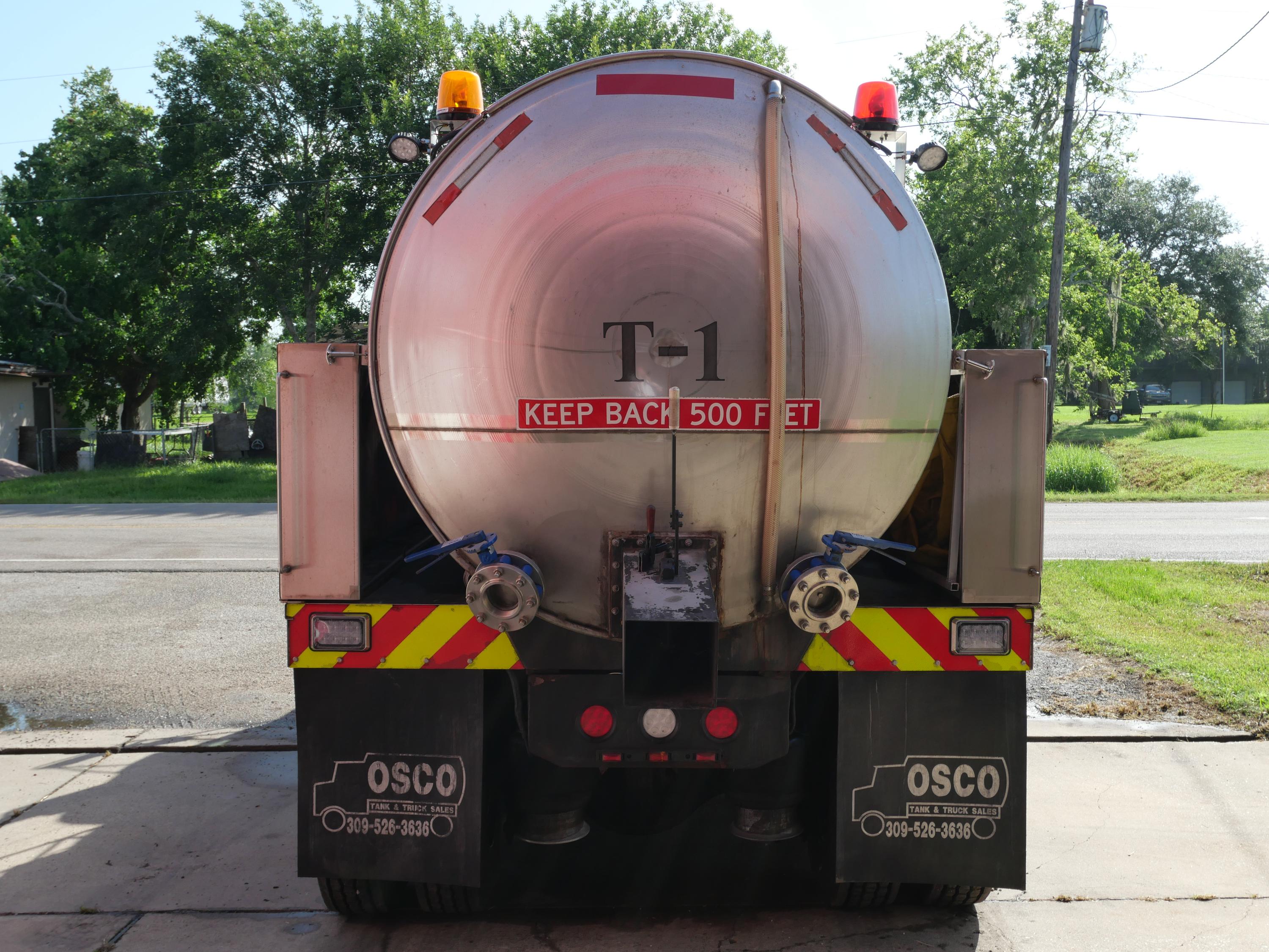 1996 Freightliner 3300 Gallon Tanker/Tender - image 29