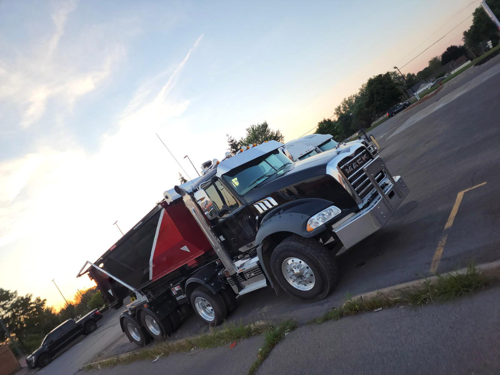 2022 Mack SwapLoader Hooklift - image 3
