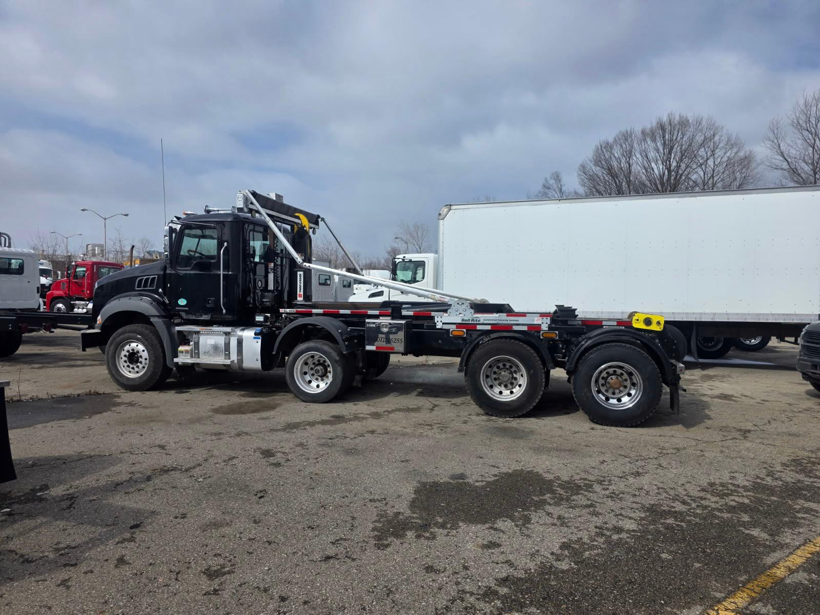 2022 Mack SwapLoader Hooklift - image 8