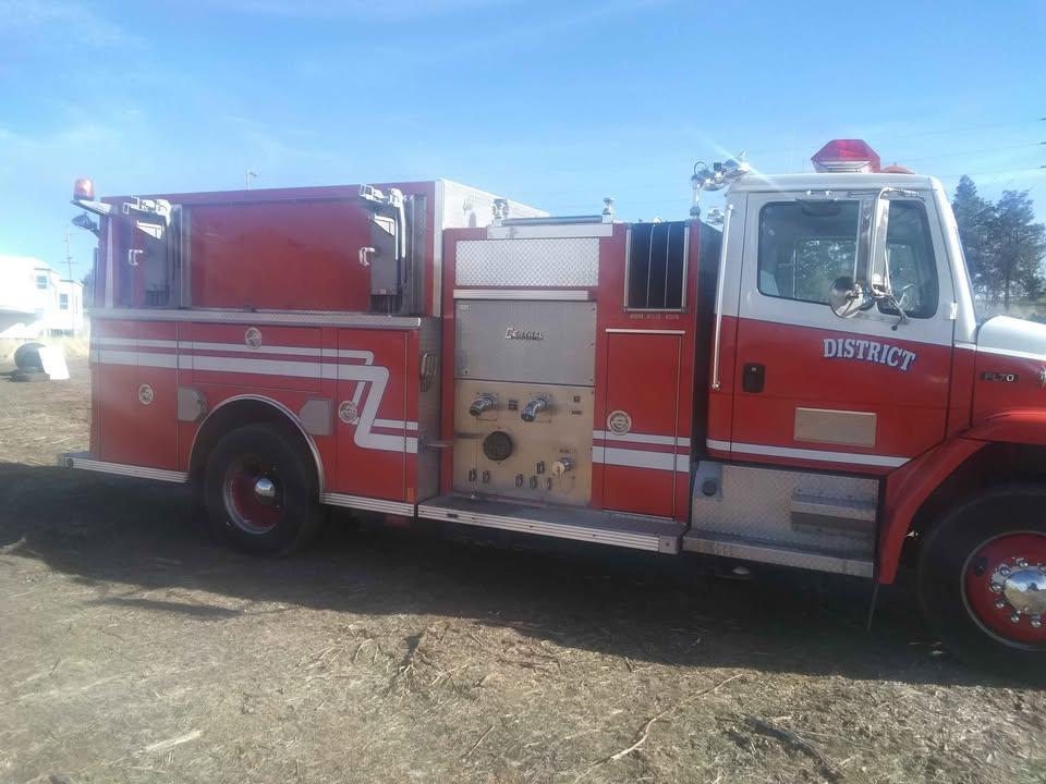 1998 Freightliner Type 3 - image 2