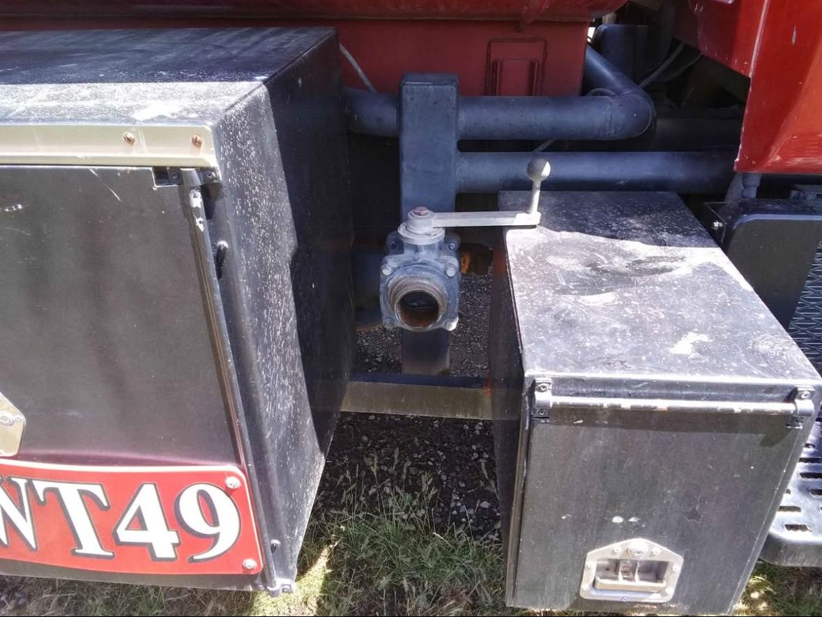 1991 Chevy Kodiak Tanker, 2000 Gal. - image 6