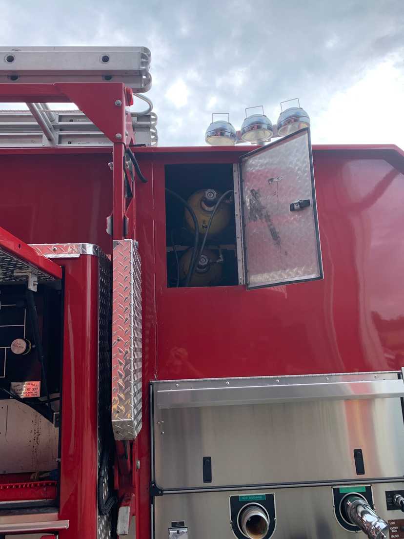 1996 3D Freightliner Pumper Tanker — photo 8