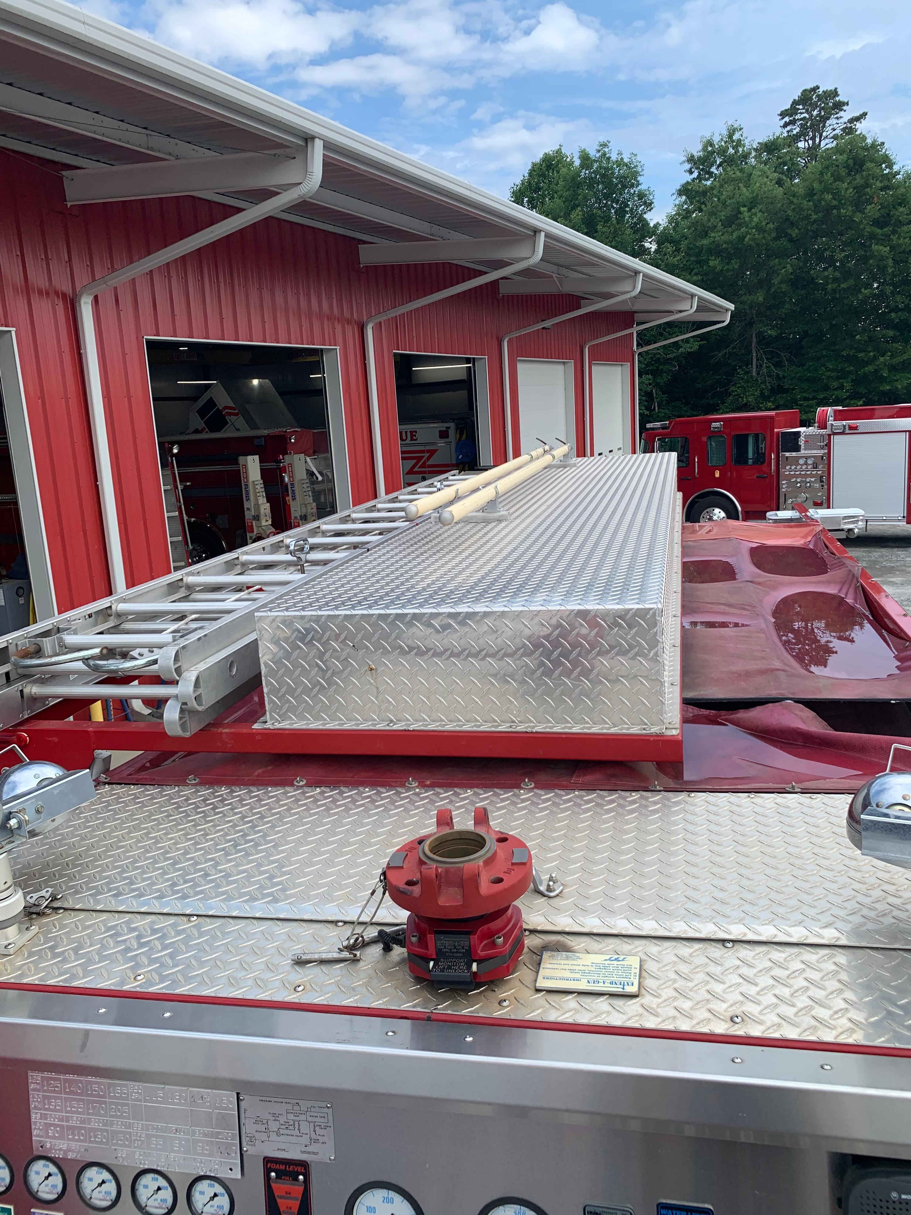 1996 3D Freightliner Pumper Tanker - image 21