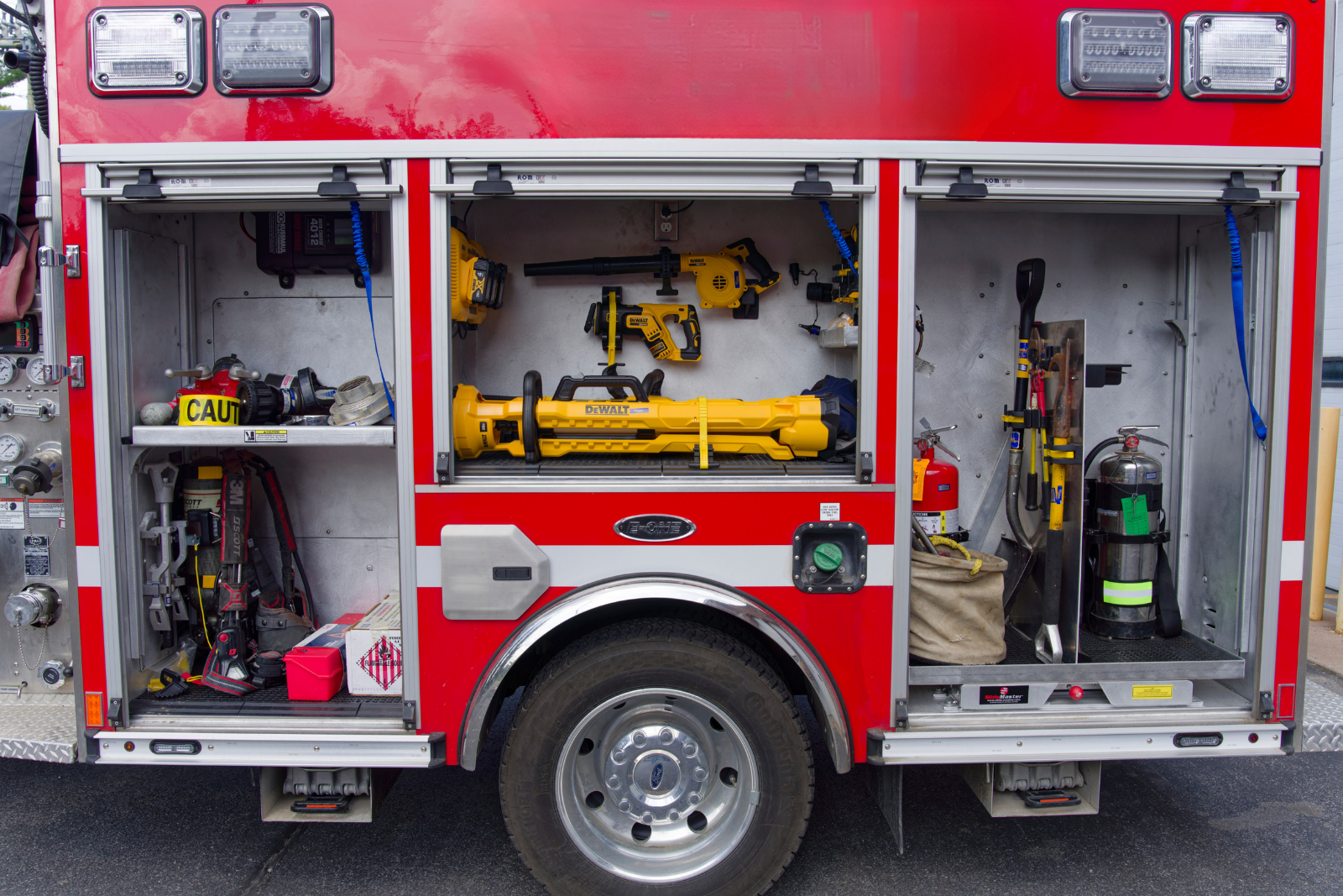 2025 E-One Ford 4x4 Mini Pumper - image 59