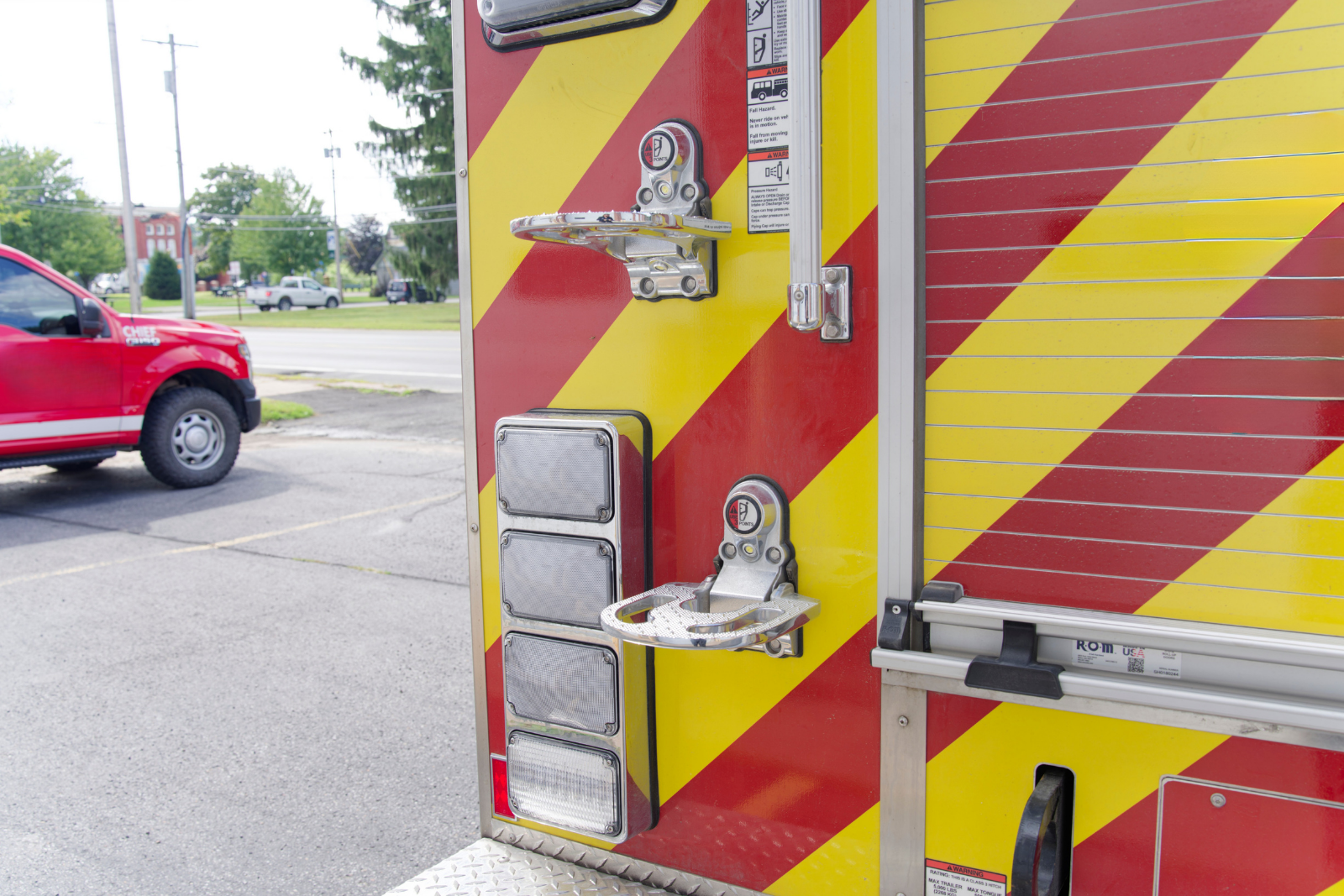 2025 E-One Ford 4x4 Mini Pumper - image 121
