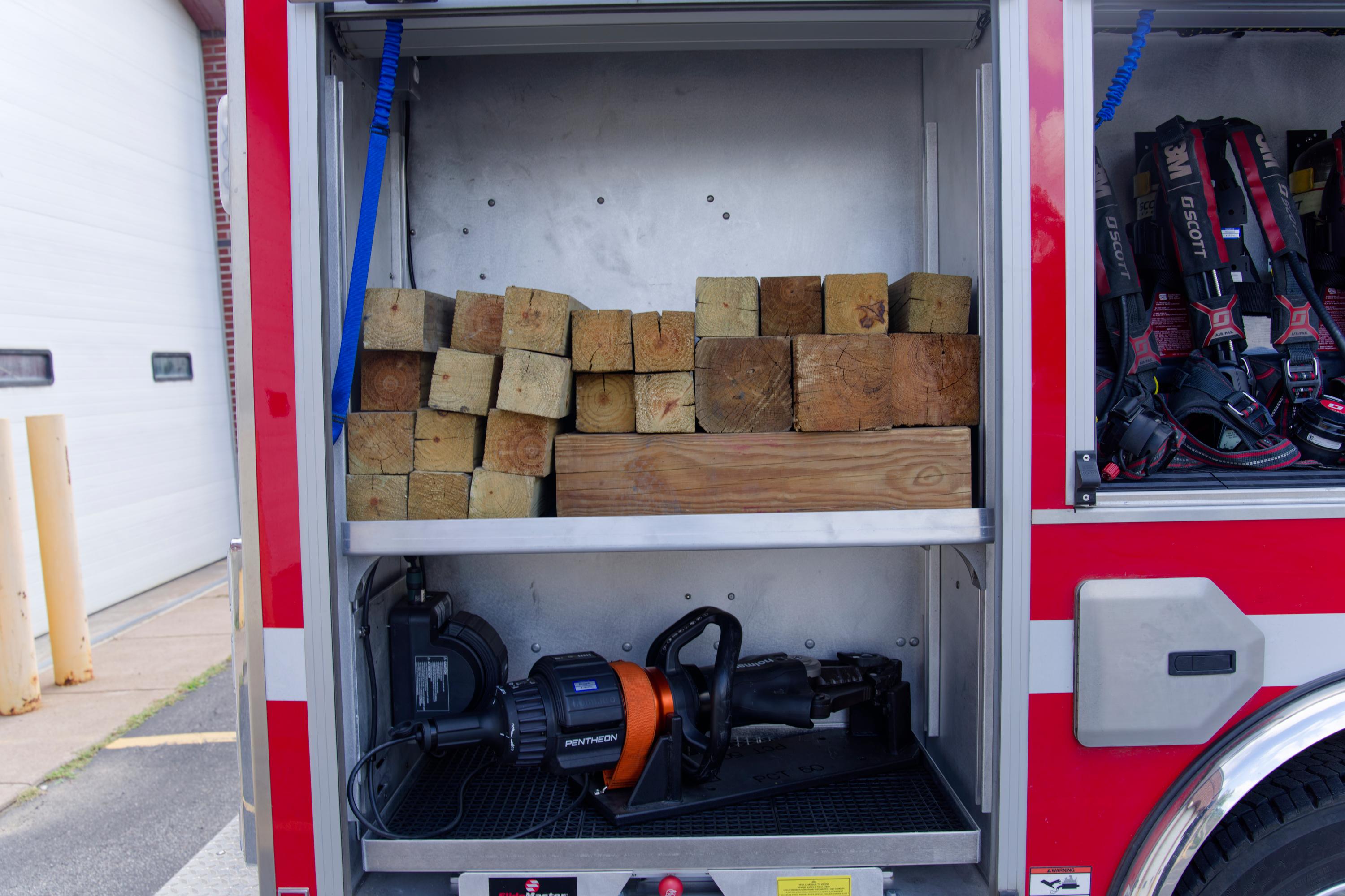 2025 E-One Ford 4x4 Mini Pumper - image 40