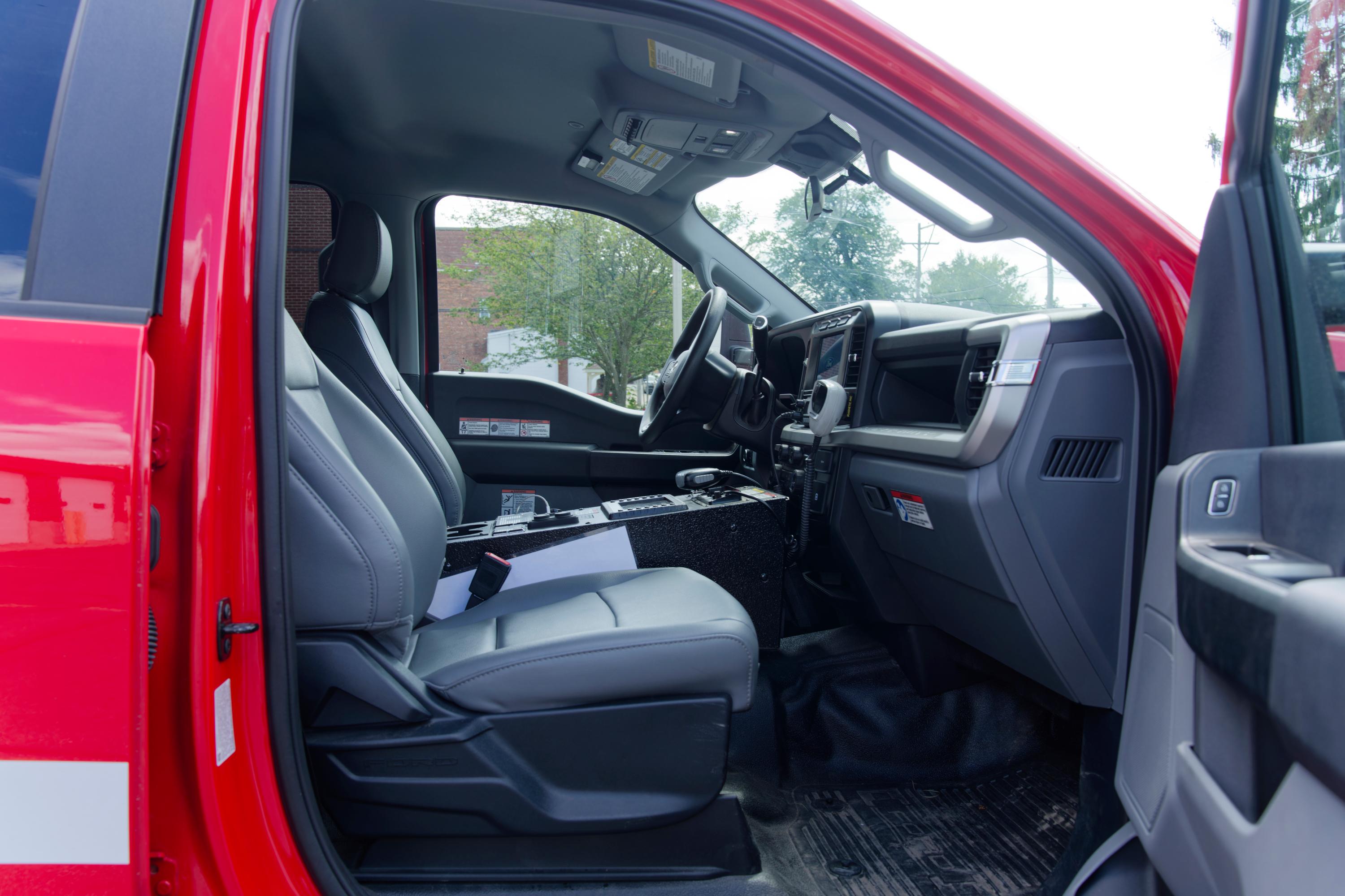 2025 E-One Ford 4x4 Mini Pumper - image 11