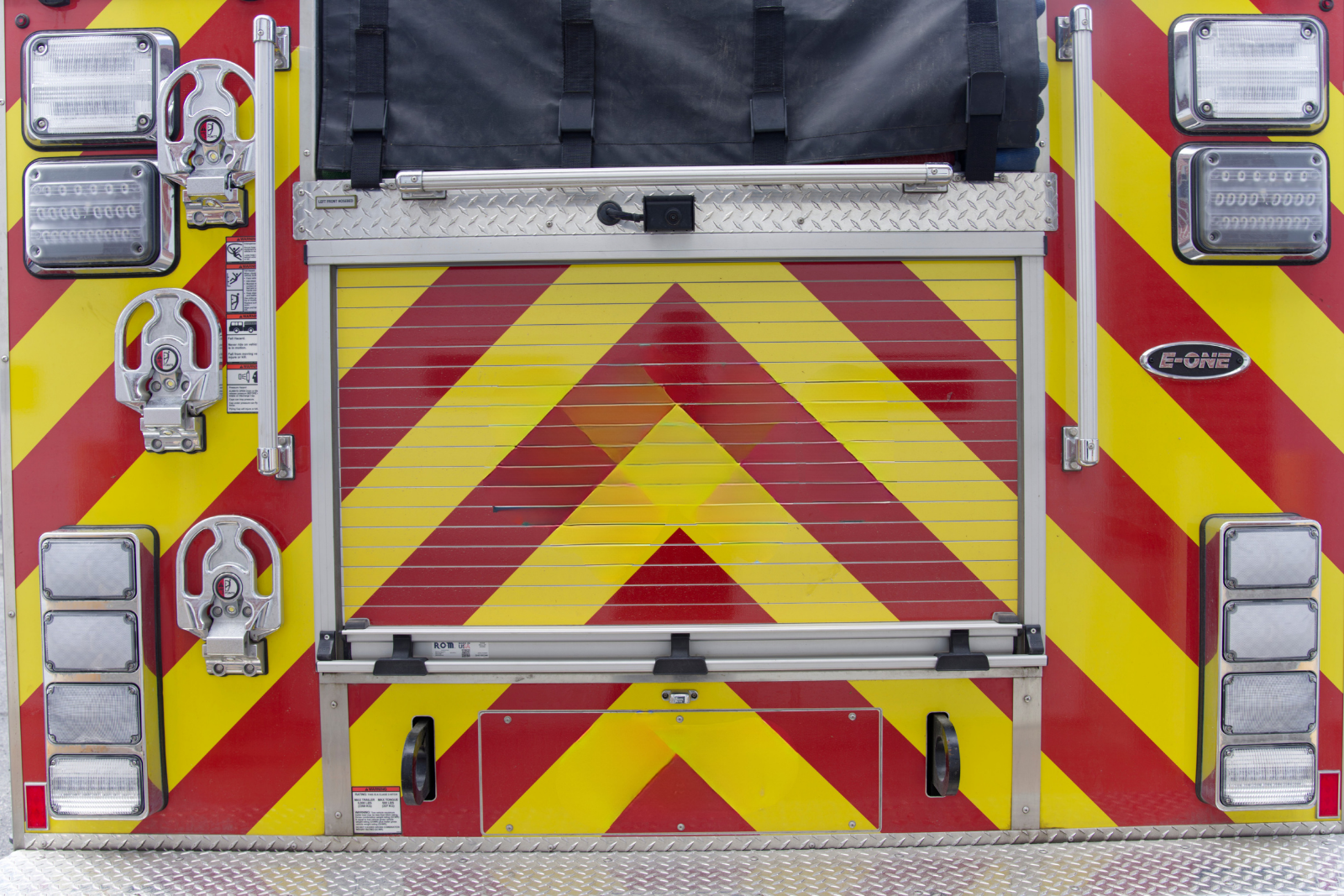 2025 E-One Ford 4x4 Mini Pumper - image 10