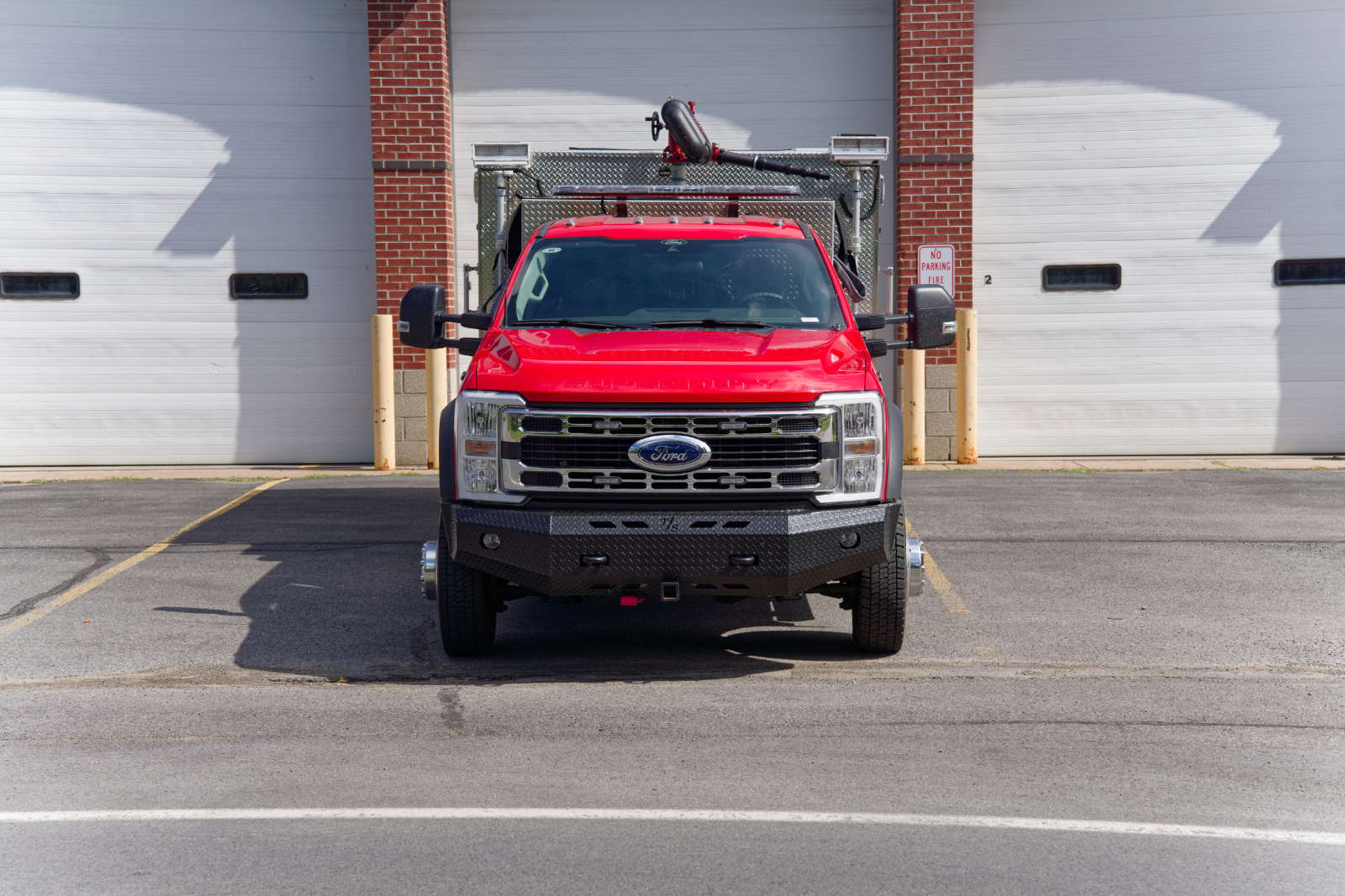 2025 E-One Ford 4x4 Mini Pumper - image 5