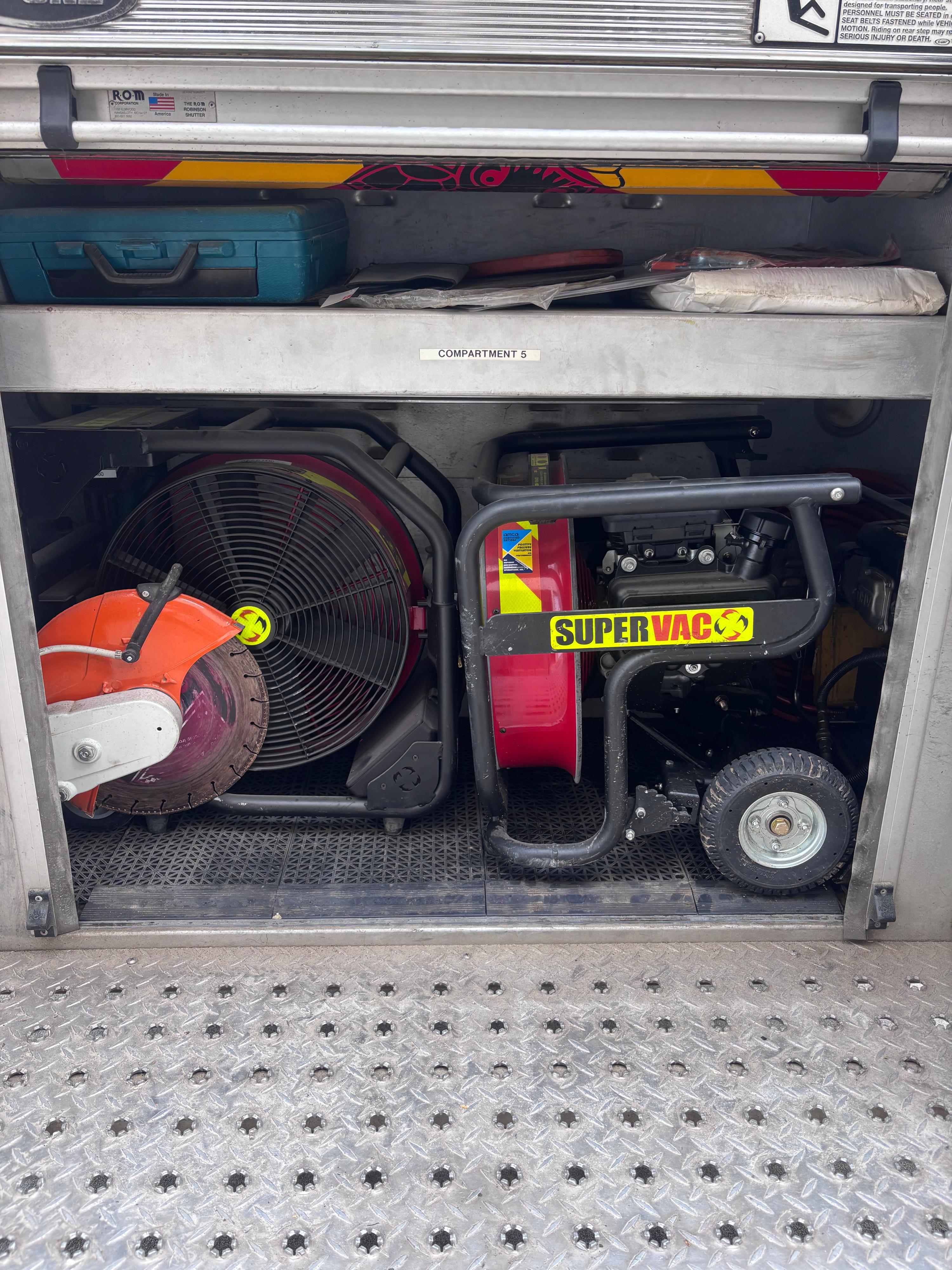 1997 E-One Telesquirt 50' Telesquirt - image 44