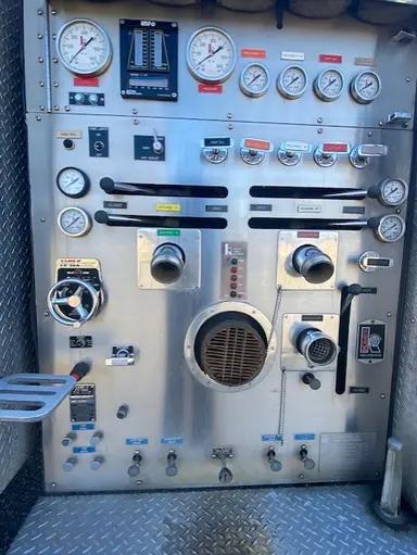 1992 KME Freightliner Pumper - image 15