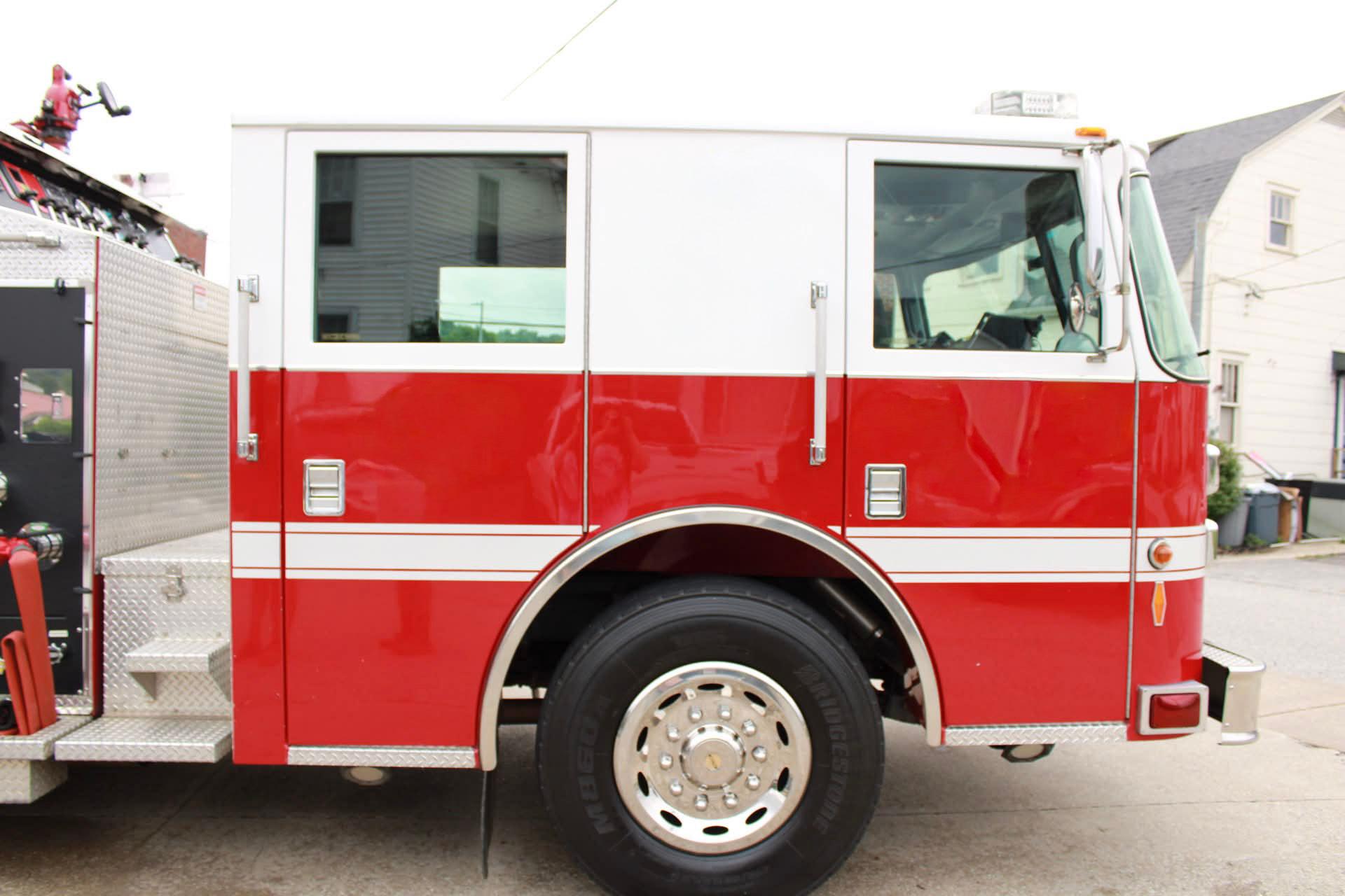 2006 Pierce Contender Pumper - image 5