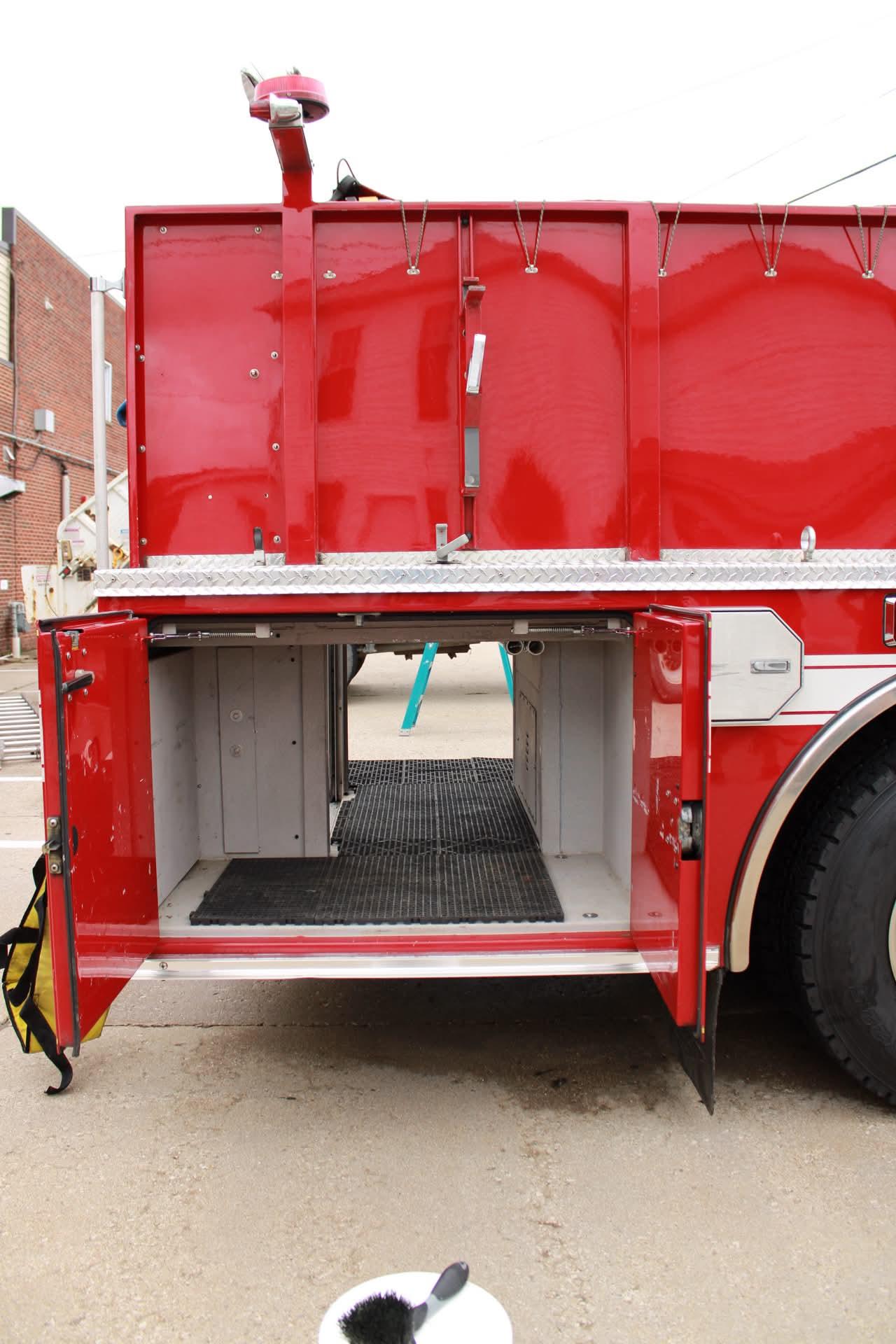 2006 Pierce Contender Pumper - image 26