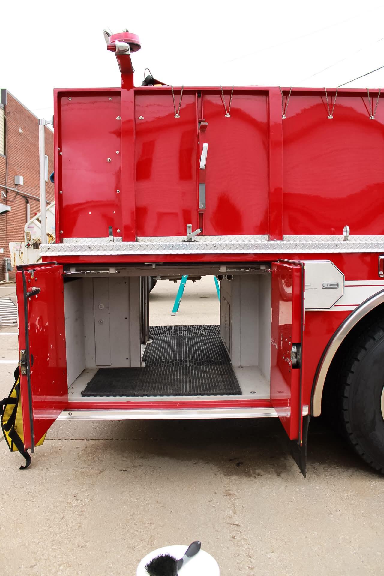 2006 Pierce Contender Pumper - image 25