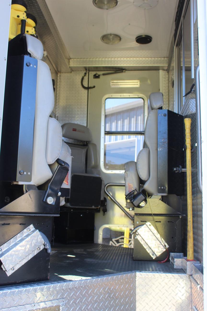 2000 Horton Freightliner Heavy Rescue - image 24