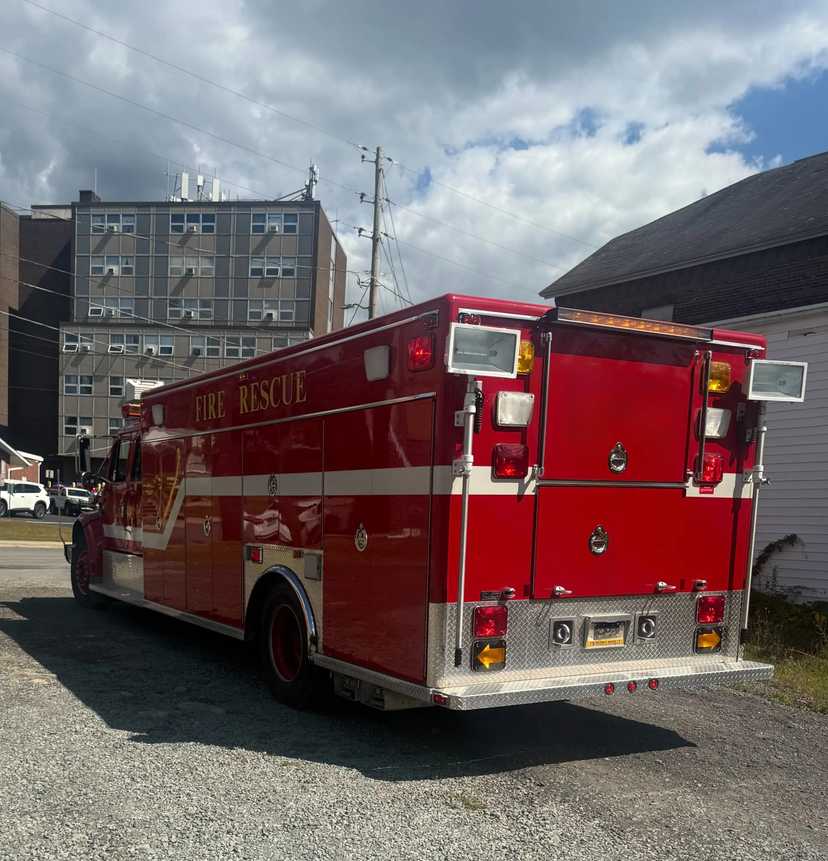 1999 International 4400 Heavy Rescue — photo 5