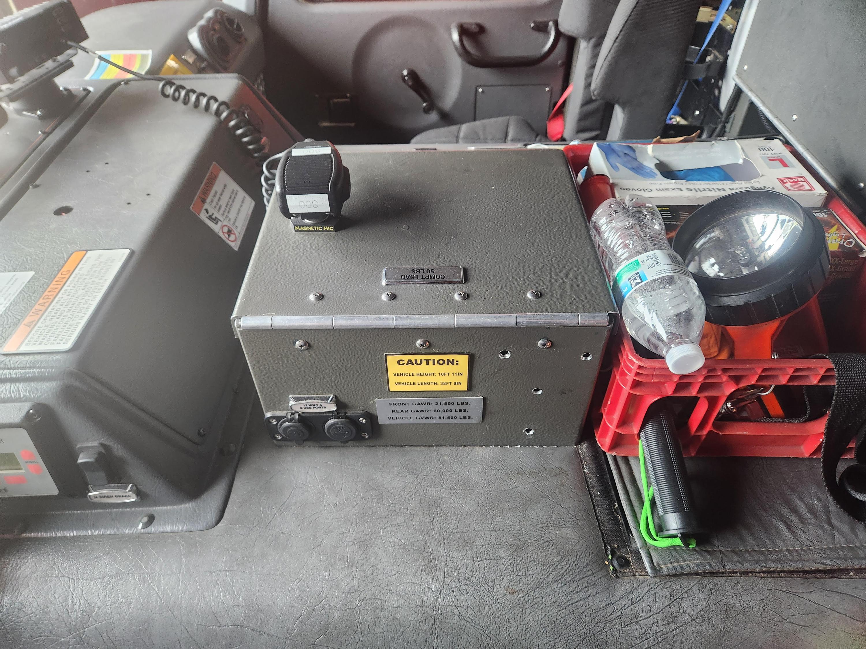2004 / 2021 E-One Tender Pumper - image 20