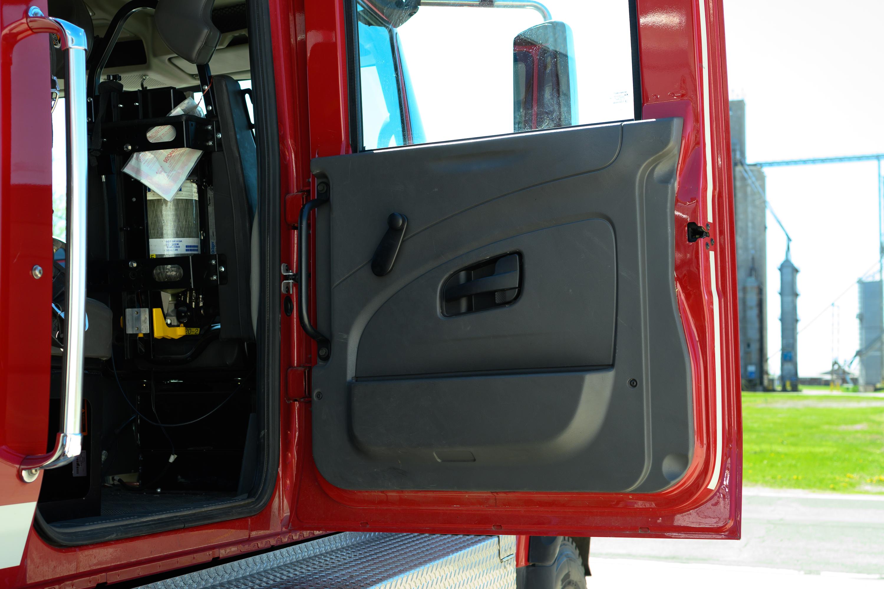 2010 Crimson International Pumper Tanker - image 32