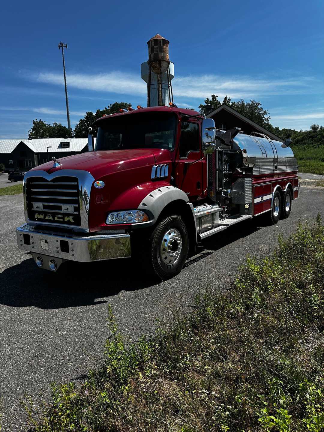 2013 4 Guys Mack Pumper Tanker