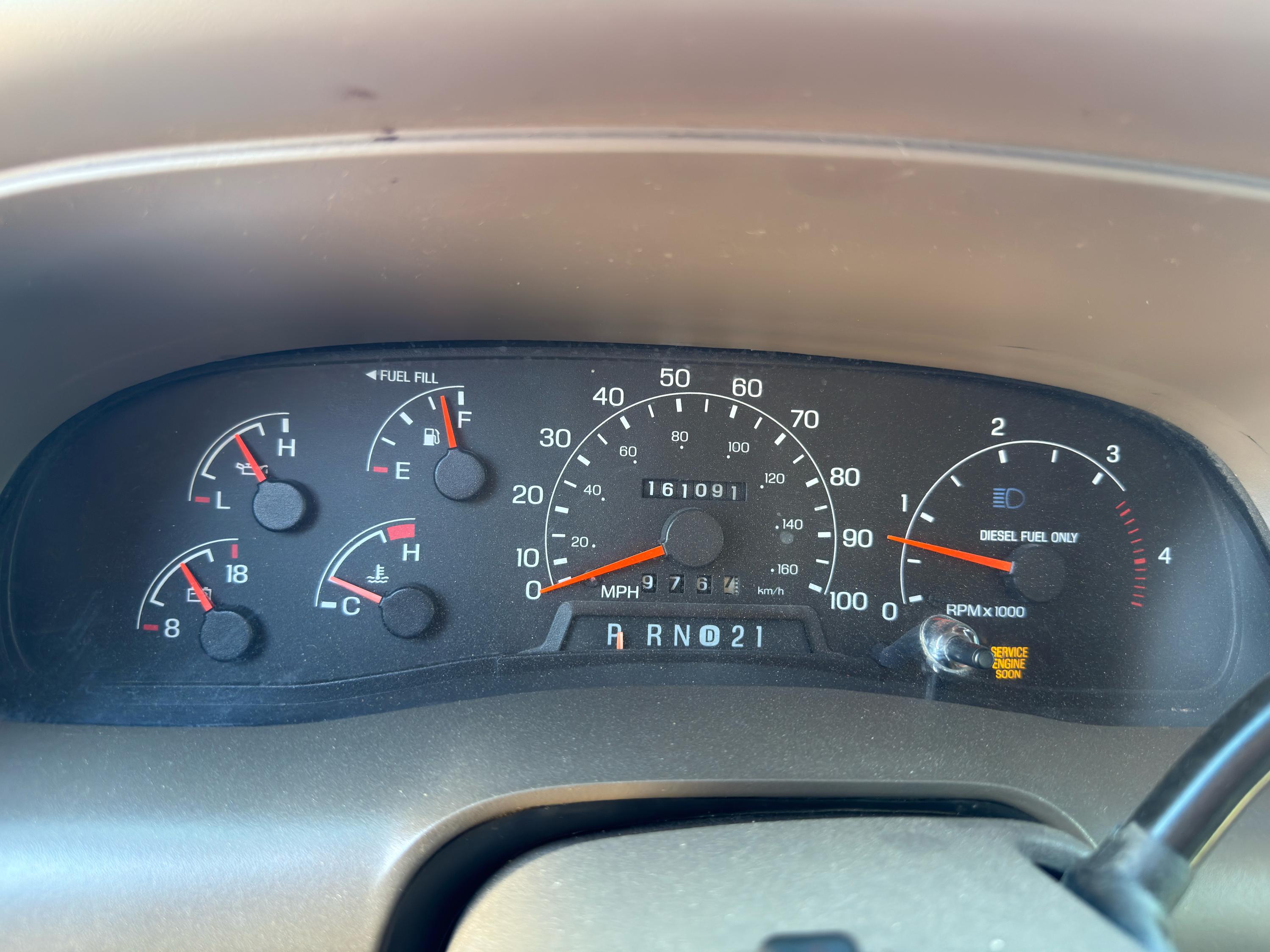 2001 Ford Excursion 4x4 Command Truck - image 9
