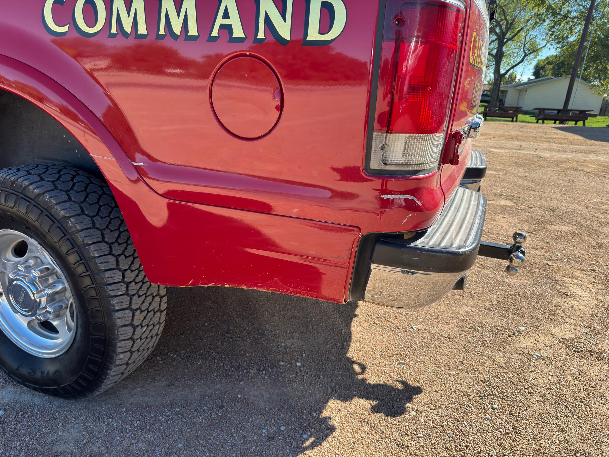 2001 Ford Excursion 4x4 Command Truck - image 5