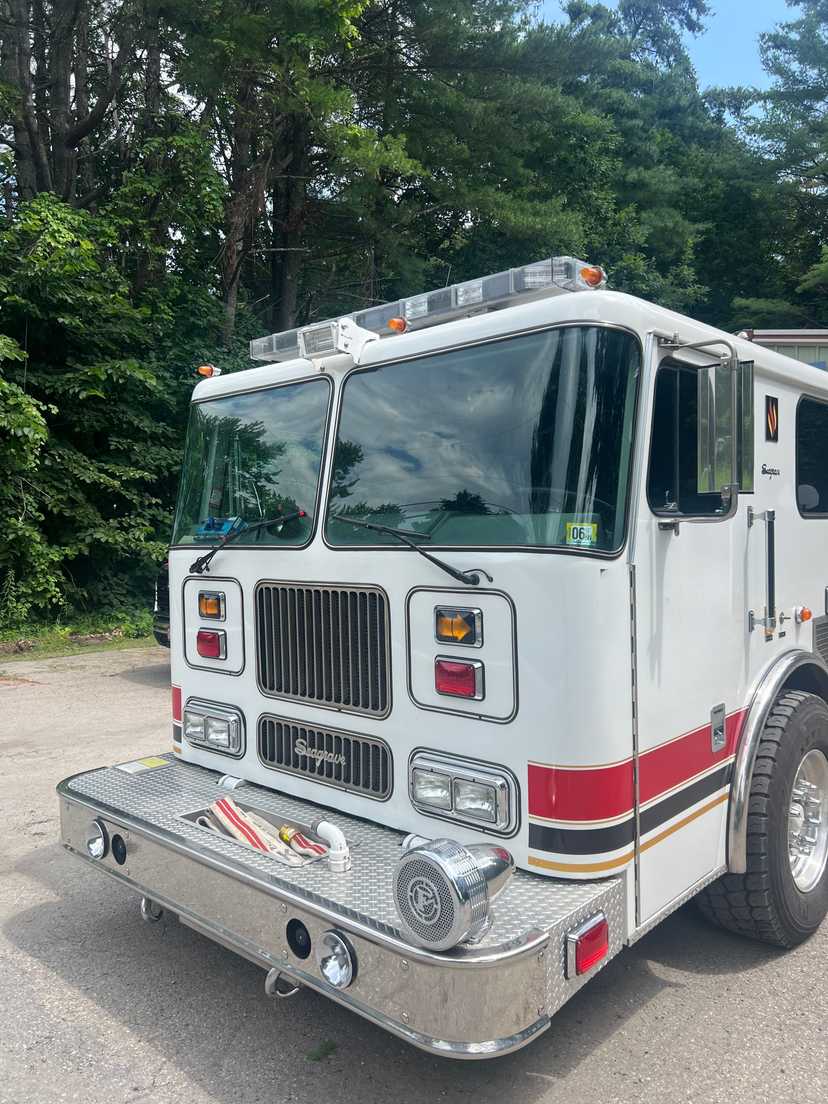 1999 Seagrave Pumper — photo 2