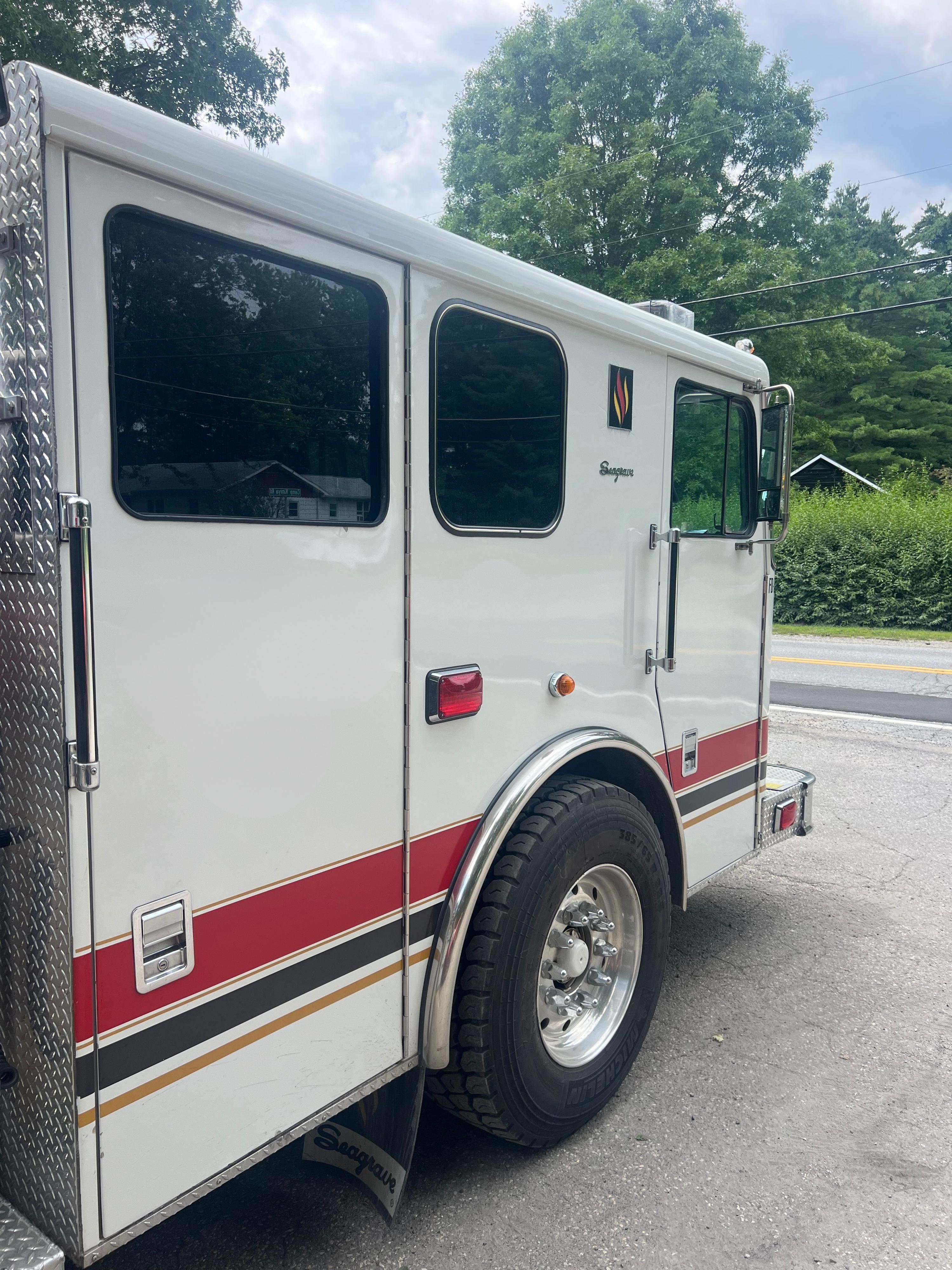 1999 Seagrave Pumper - image 7