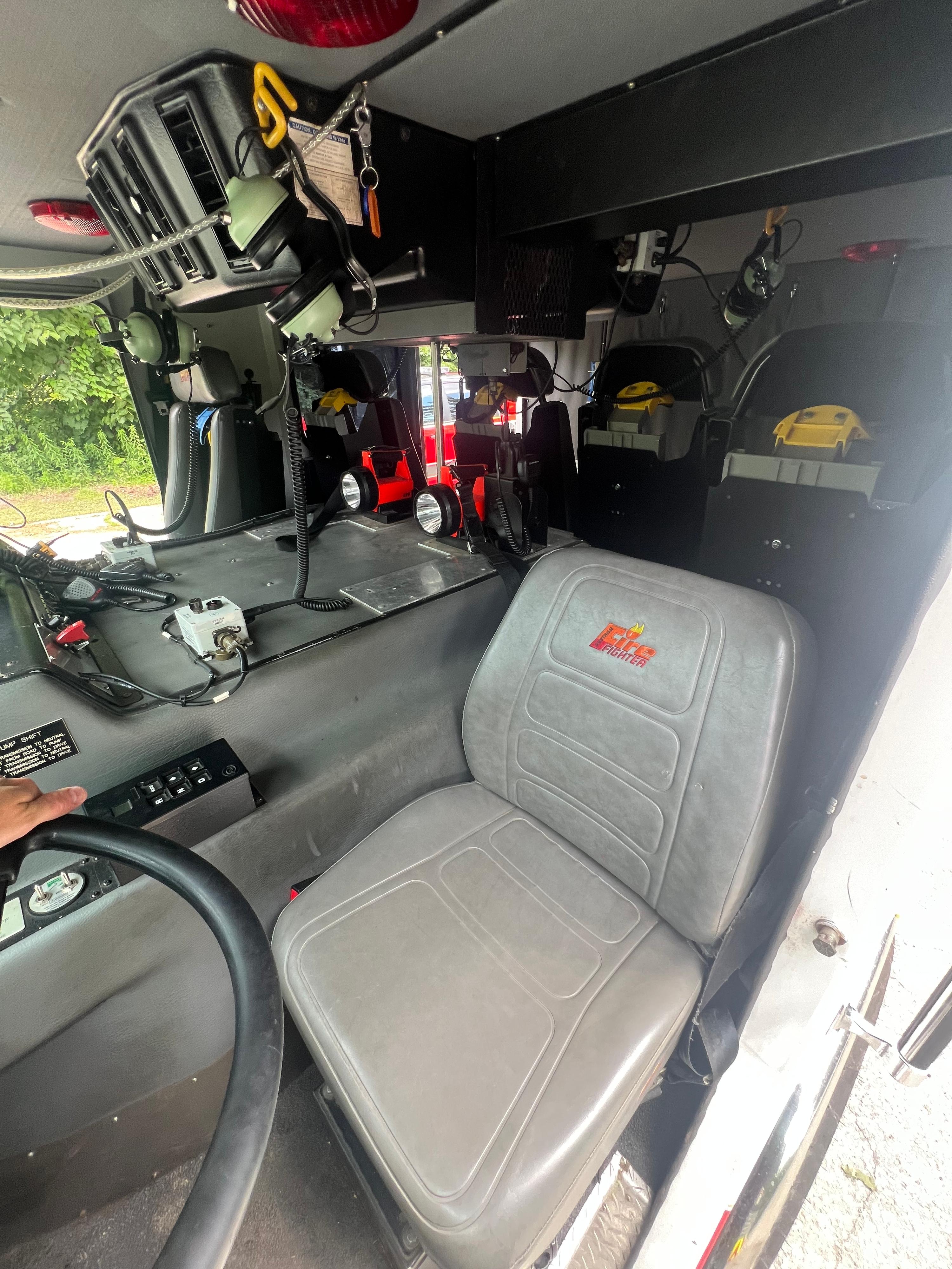 1999 Seagrave Pumper - image 19