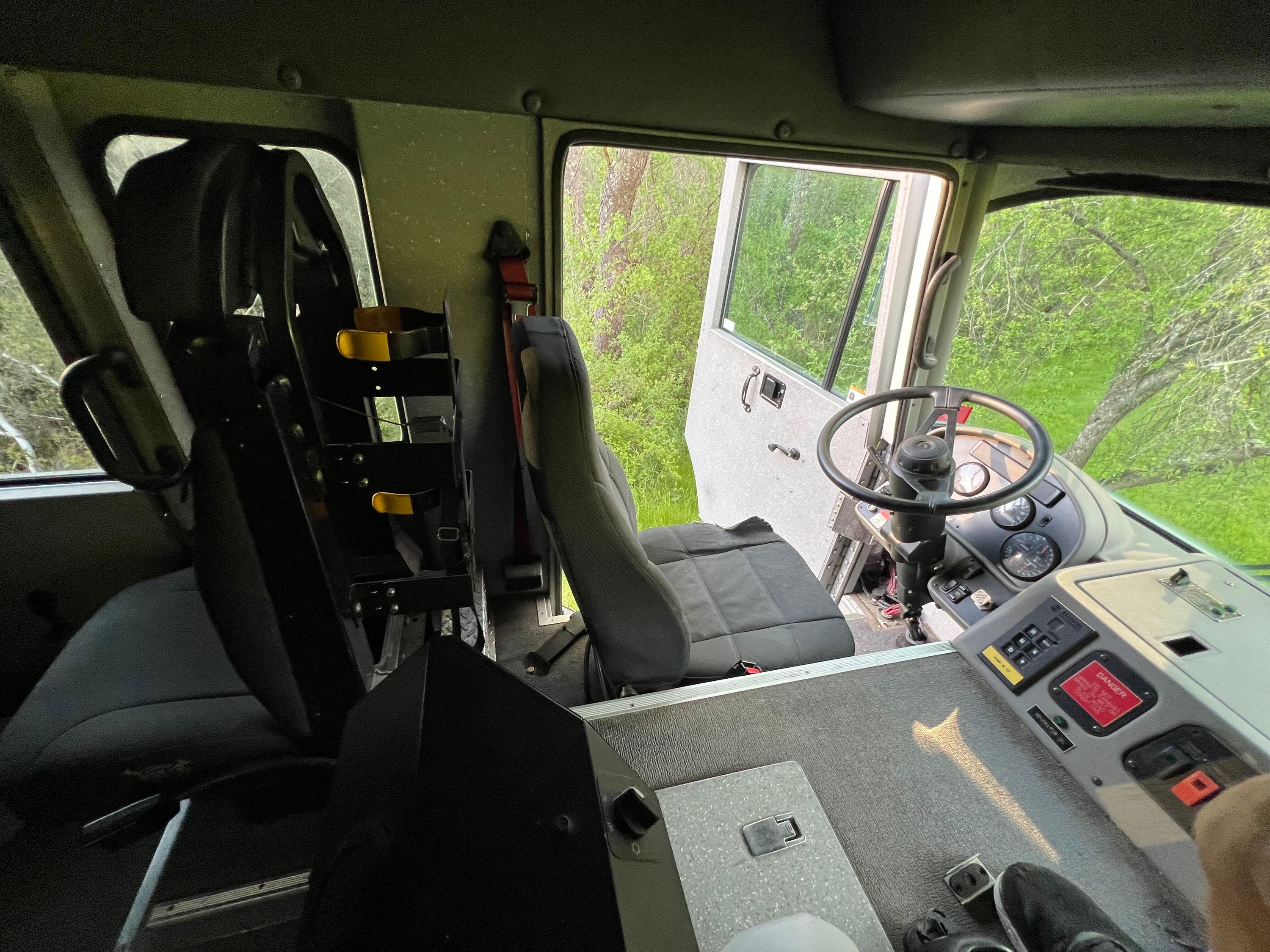2005 Spartan Pumper - image 12