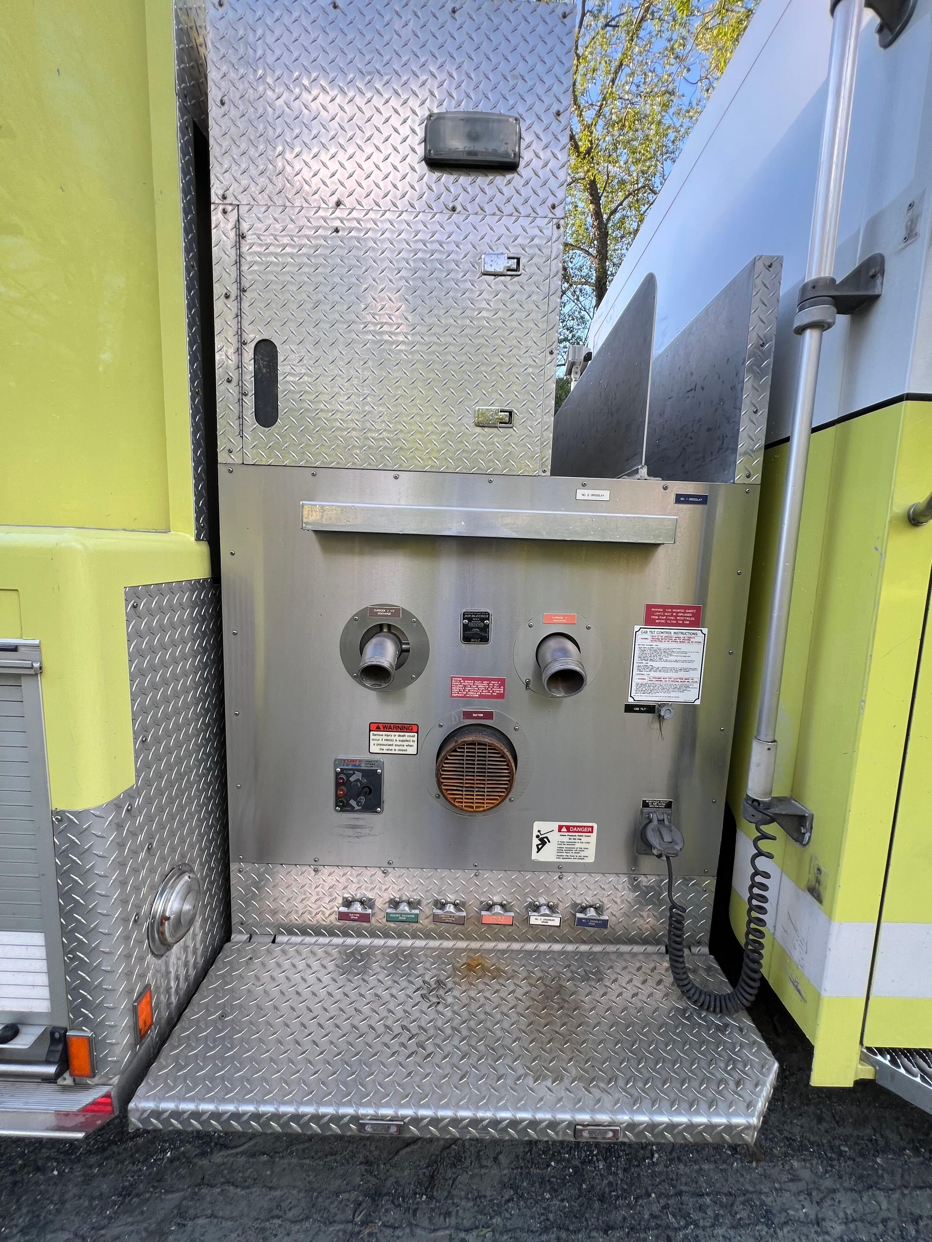 2005 Spartan Pumper - image 7
