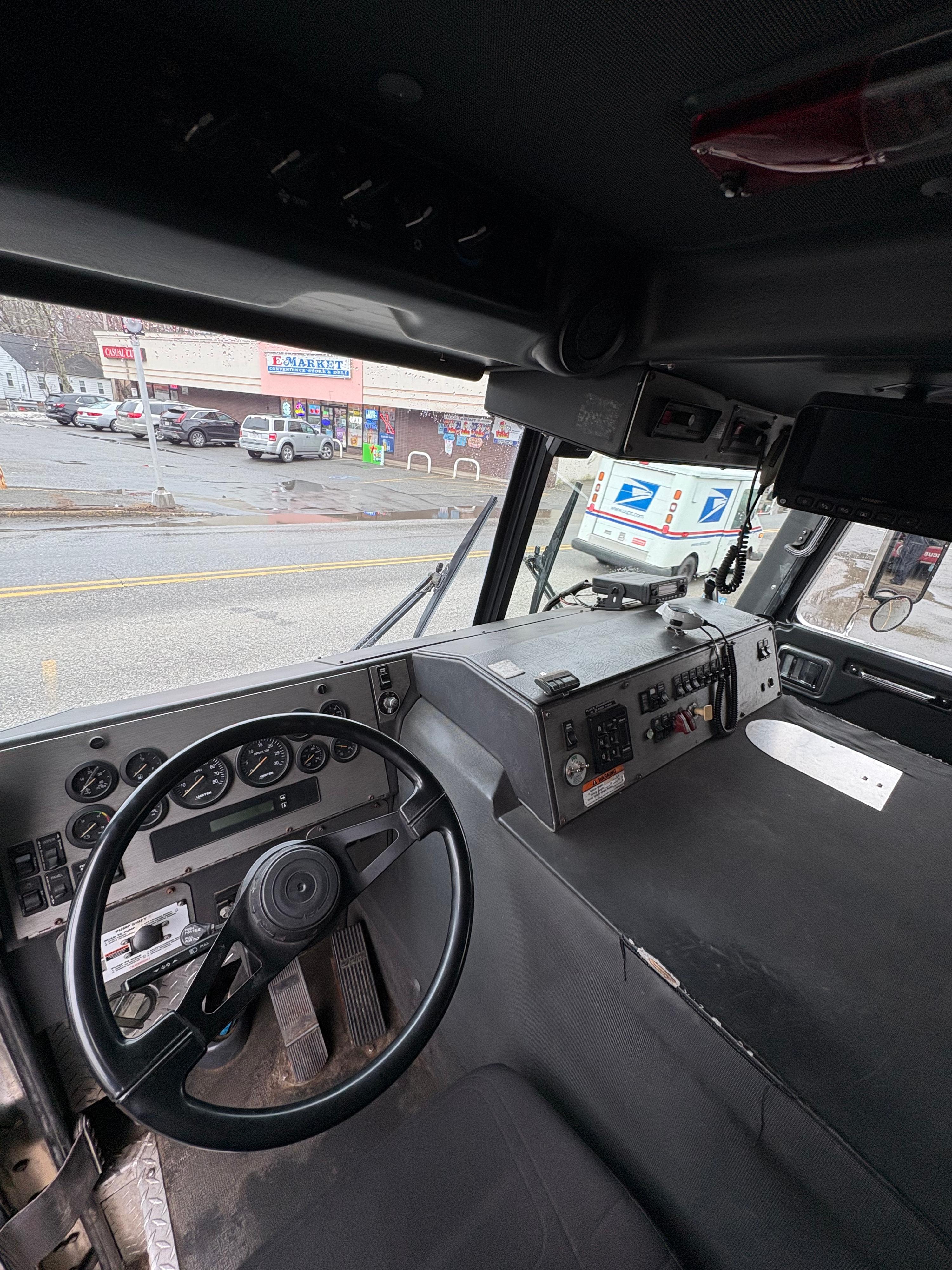 2005 KME Pumper - image 26