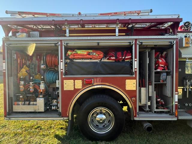 2001 Pierce Quantum Pumper - image 13