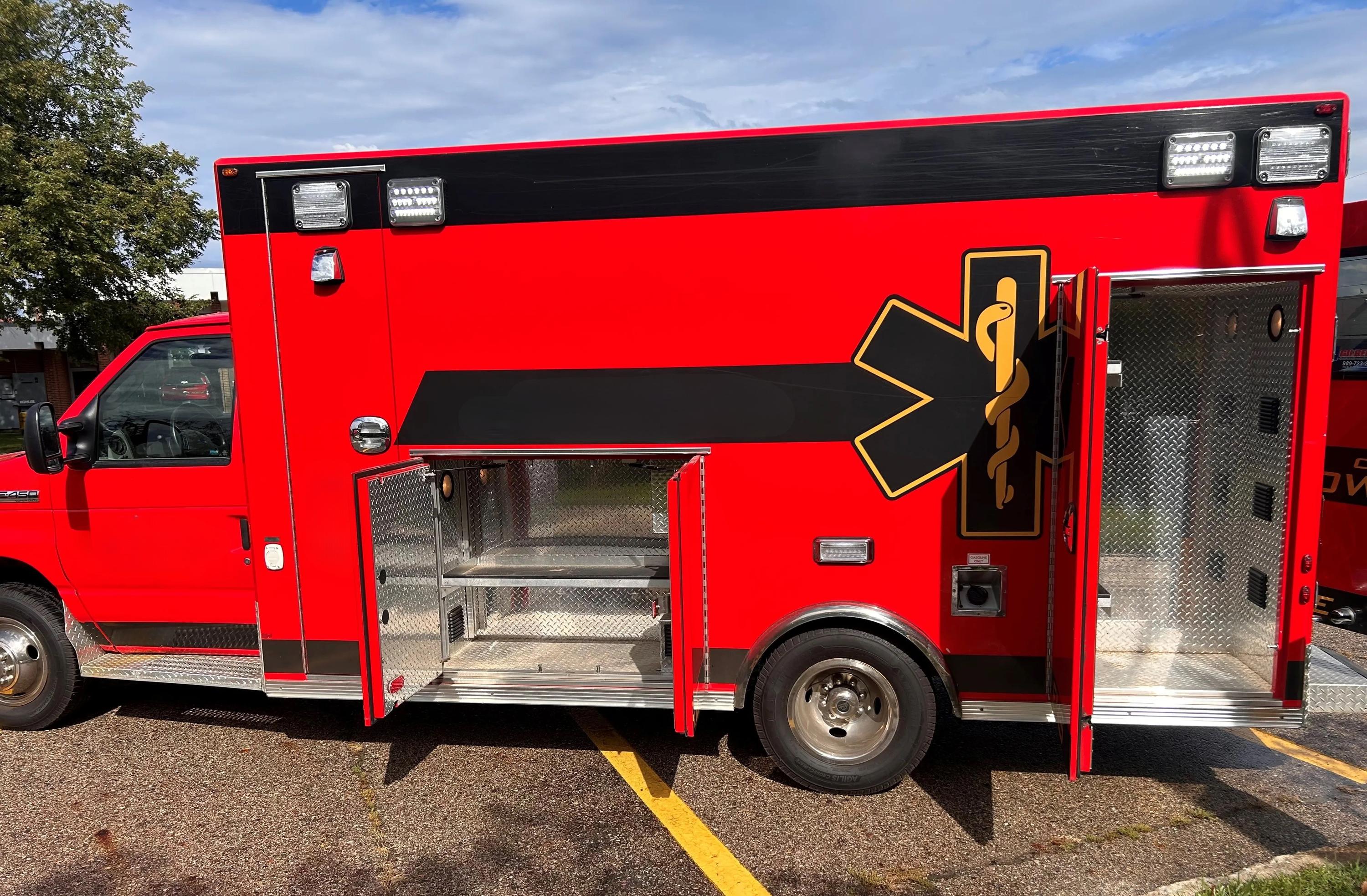 2016 Osage Ford Type III Ambulance - image 10