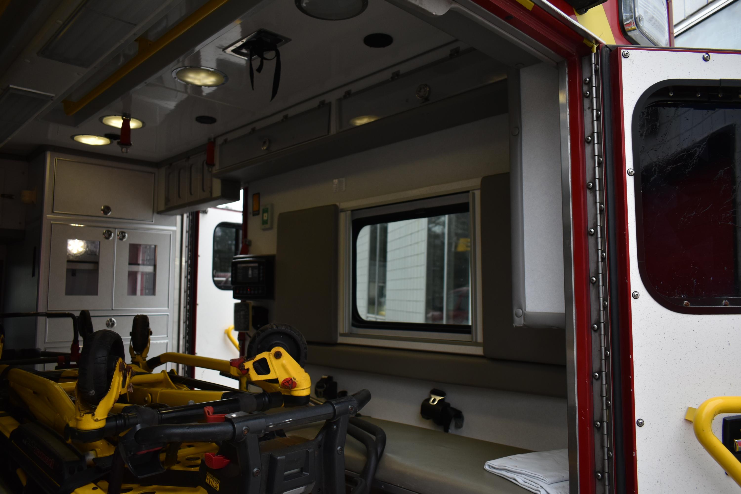2012 Ford E450 Marque Type III - image 15