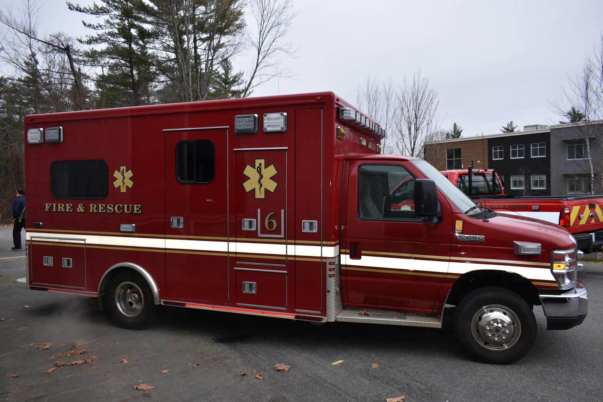 2012 Ford E450 Marque Type III - image 2