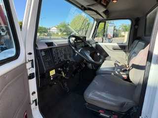 1999 International 4700 LP Heavy Rescue — photo 8