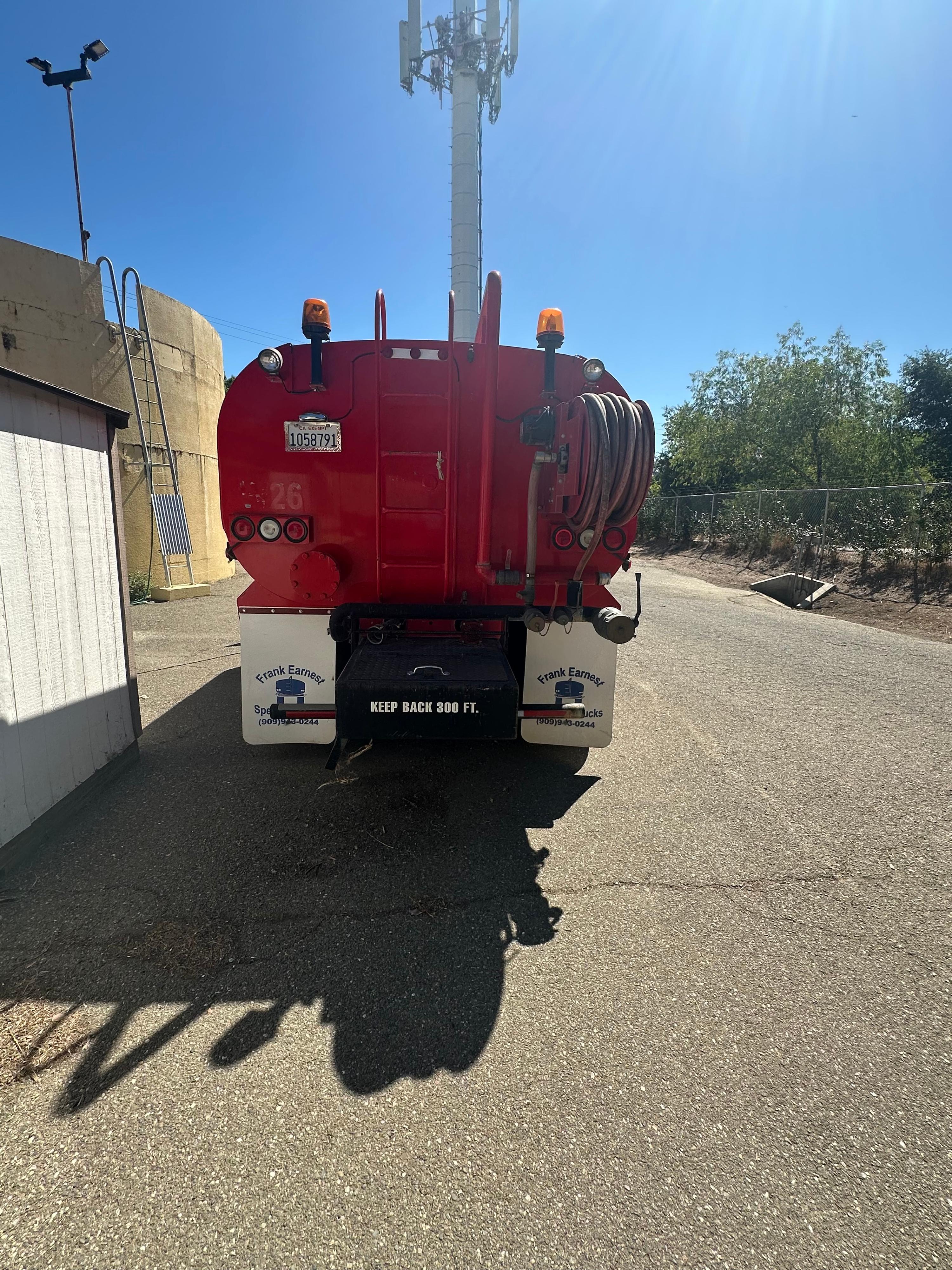 1996 Kenworth Tanker - image 3