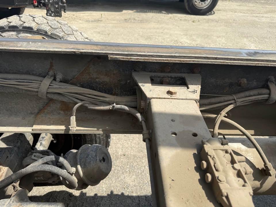 1999 Peterbilt 357 Dump Truck - image 13