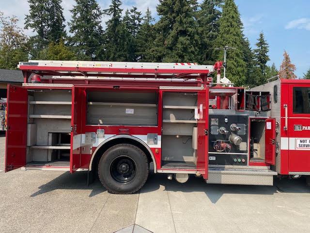 2001 Pierce Saber Pumper - image 10