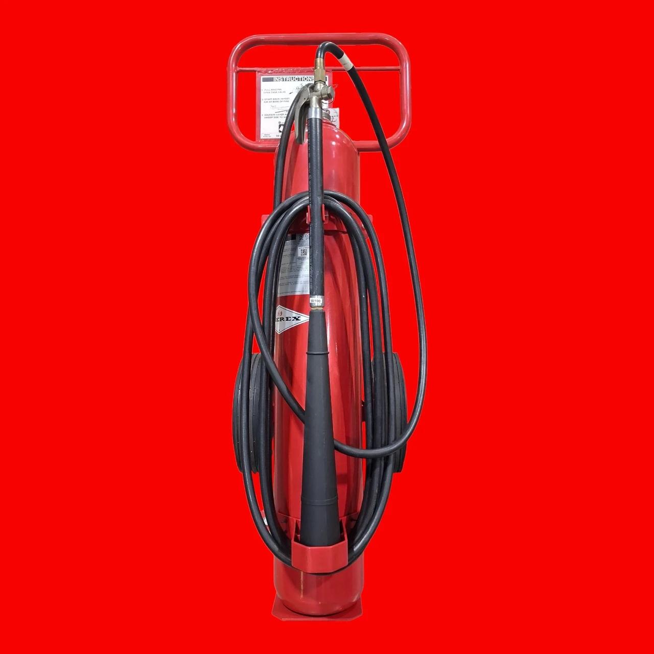 Amerex Model 333 50LB. Carbon Dioxide (CO2) 16 In. Wheels Fire Extinguisher - image 4