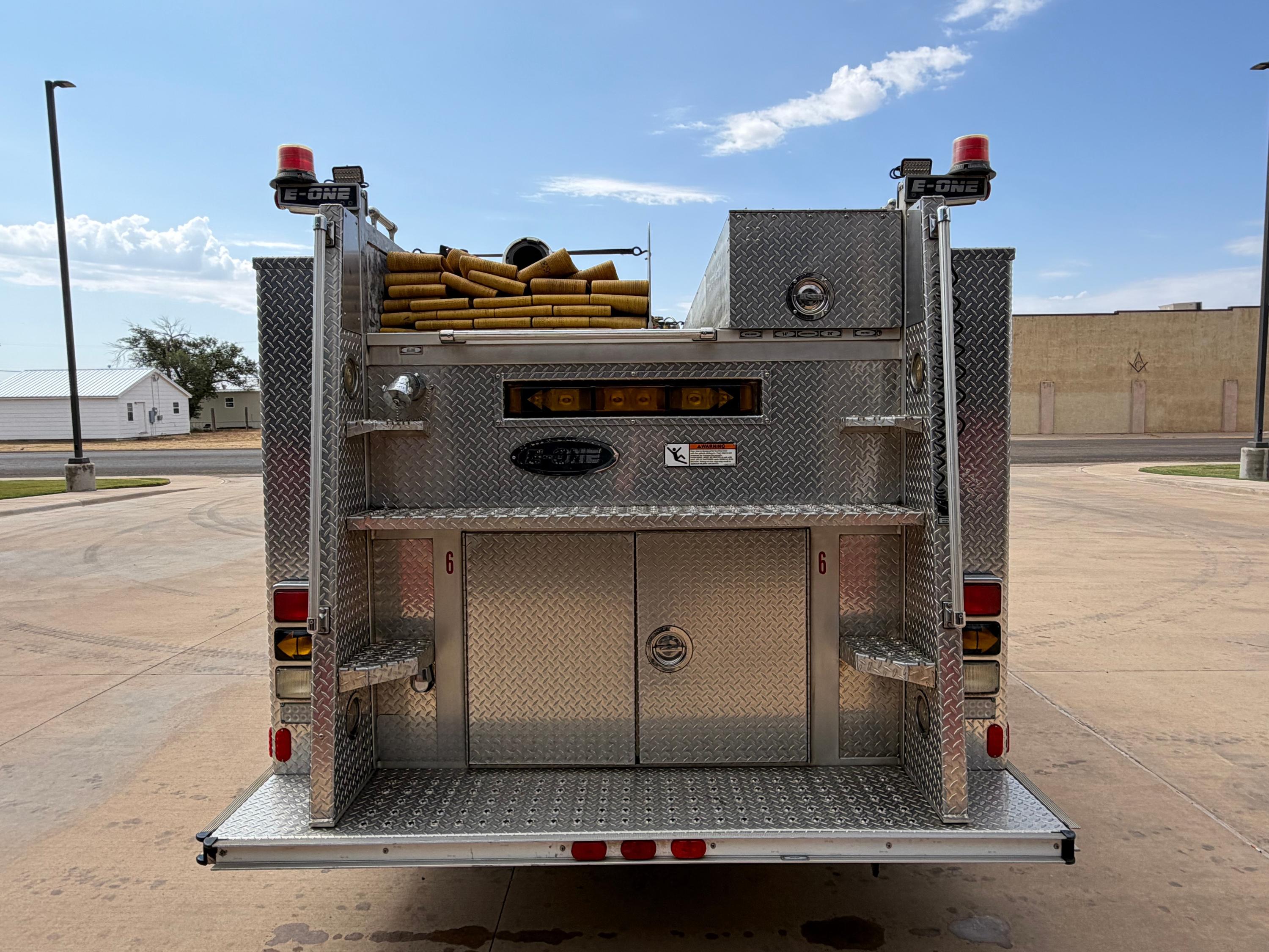 2000 GMC E-One Pumper - image 5