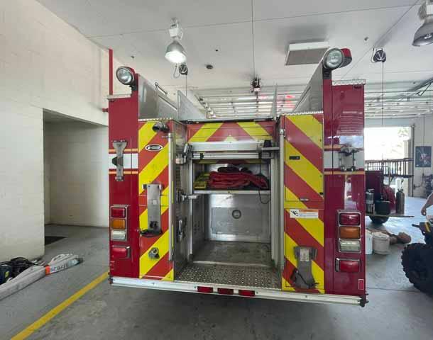 2011 E-One Typhoon Pumper - image 10