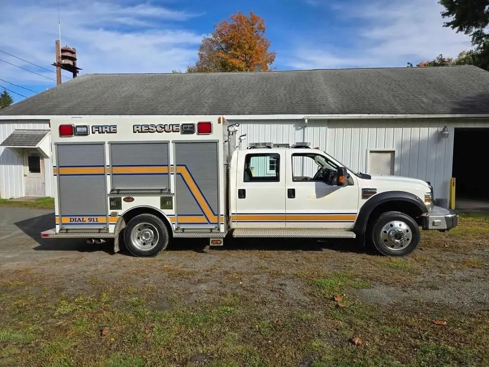 2008 KME Ford Mini Pumper - image 1