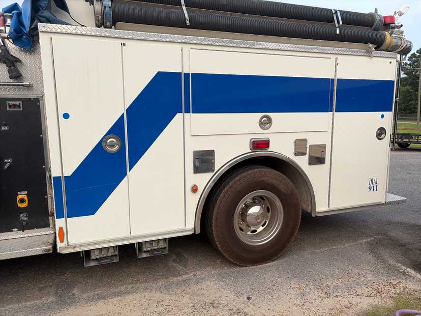 1998 Pierce Saber Pumper — photo 2