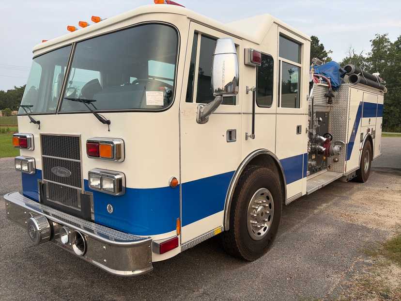 1998 Pierce Saber Pumper